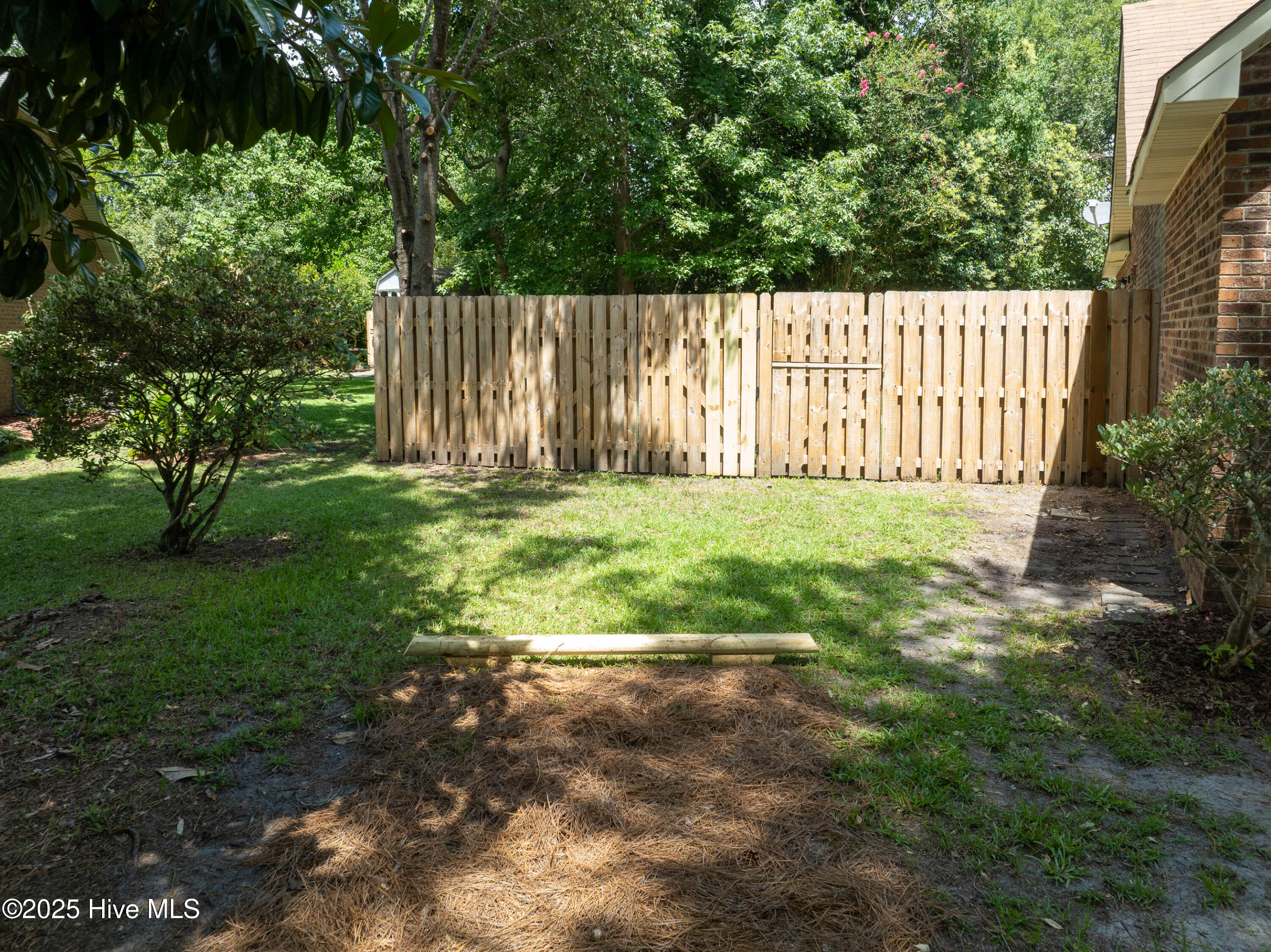 5425 Golden Eagle Court