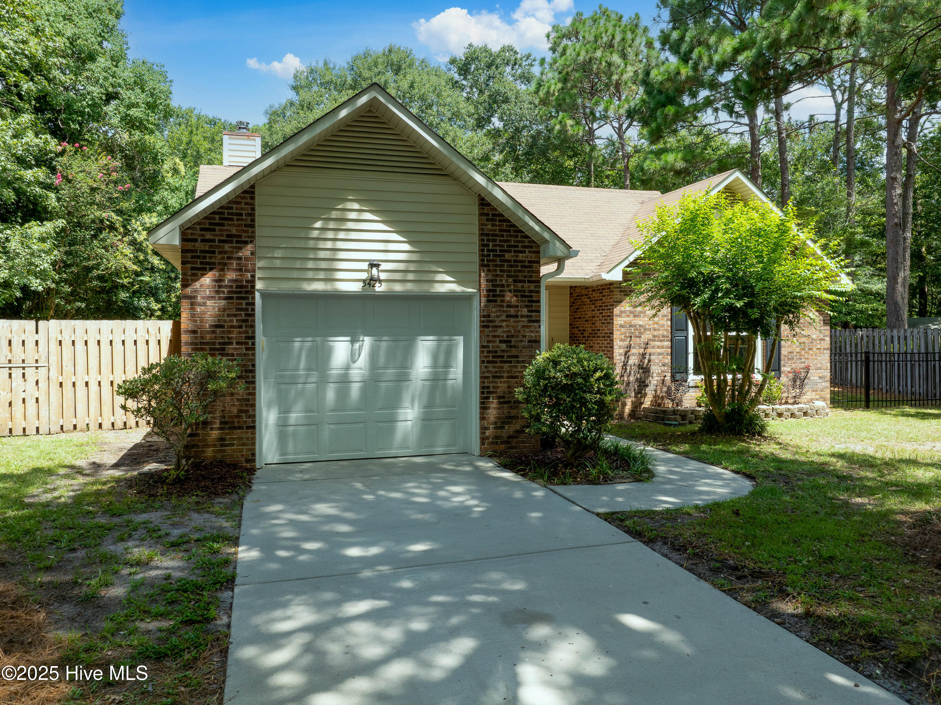 5425 Golden Eagle Court