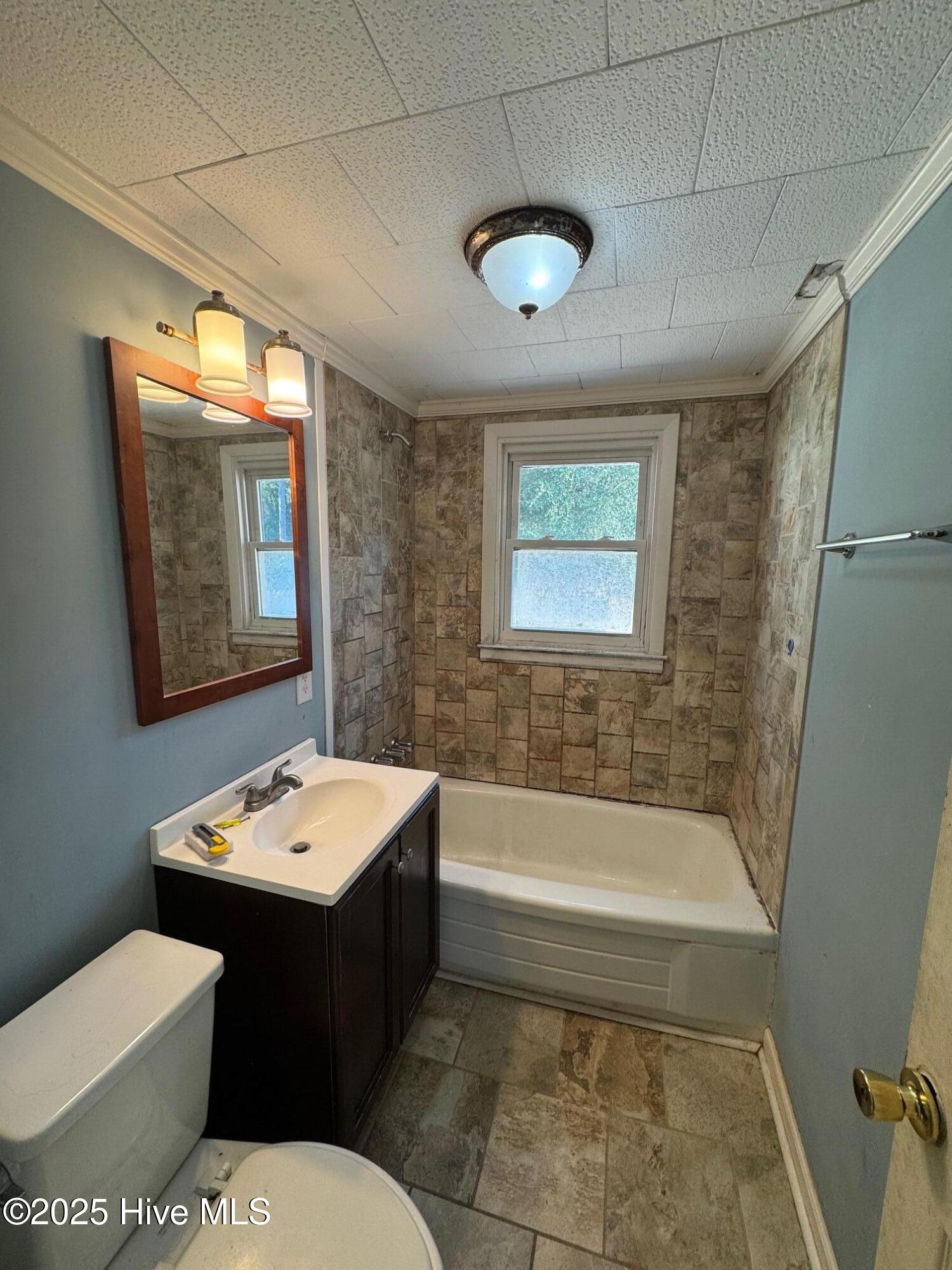 4309 Ocean Breeze Avenue SW