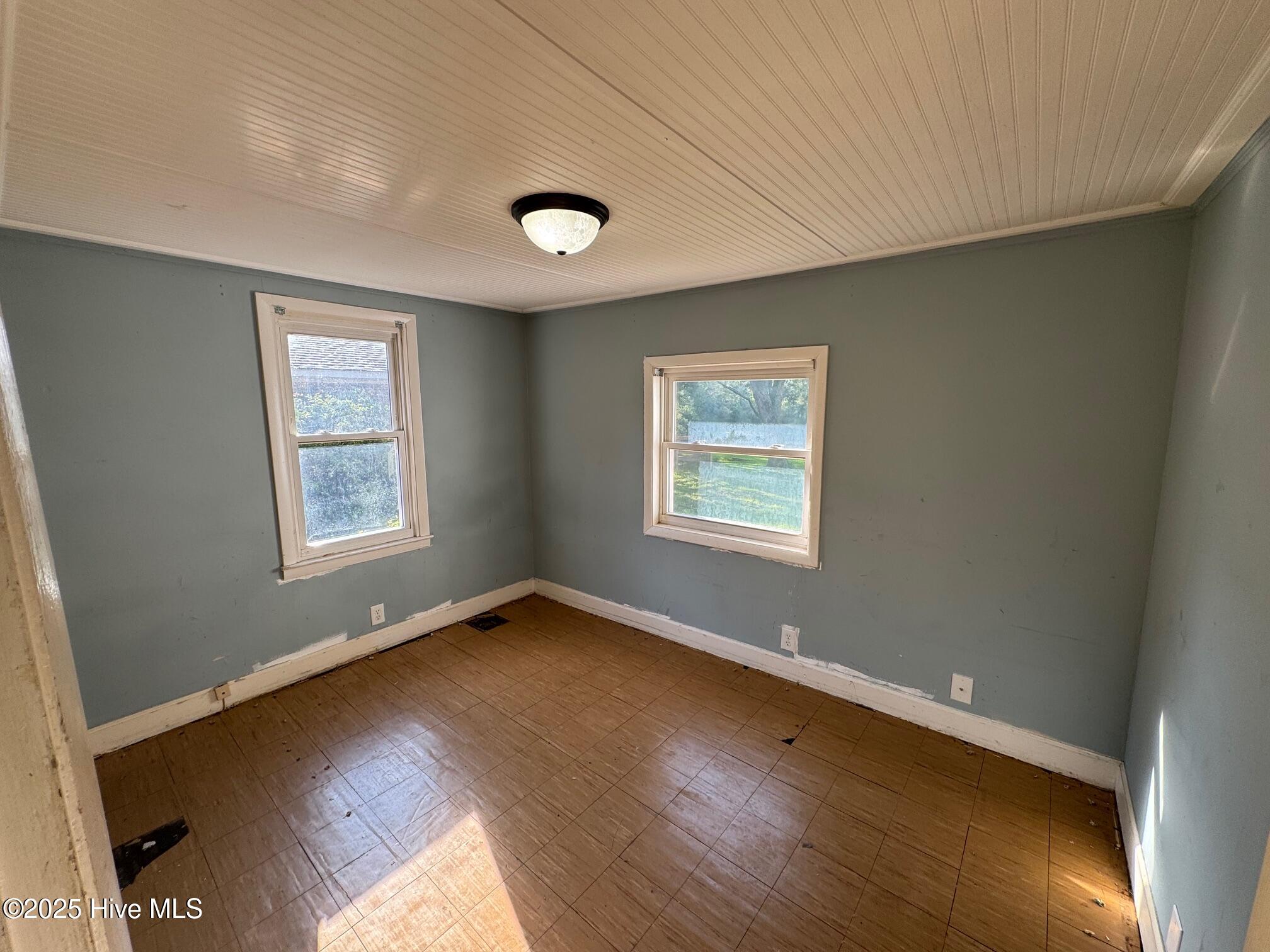 4309 Ocean Breeze Avenue SW