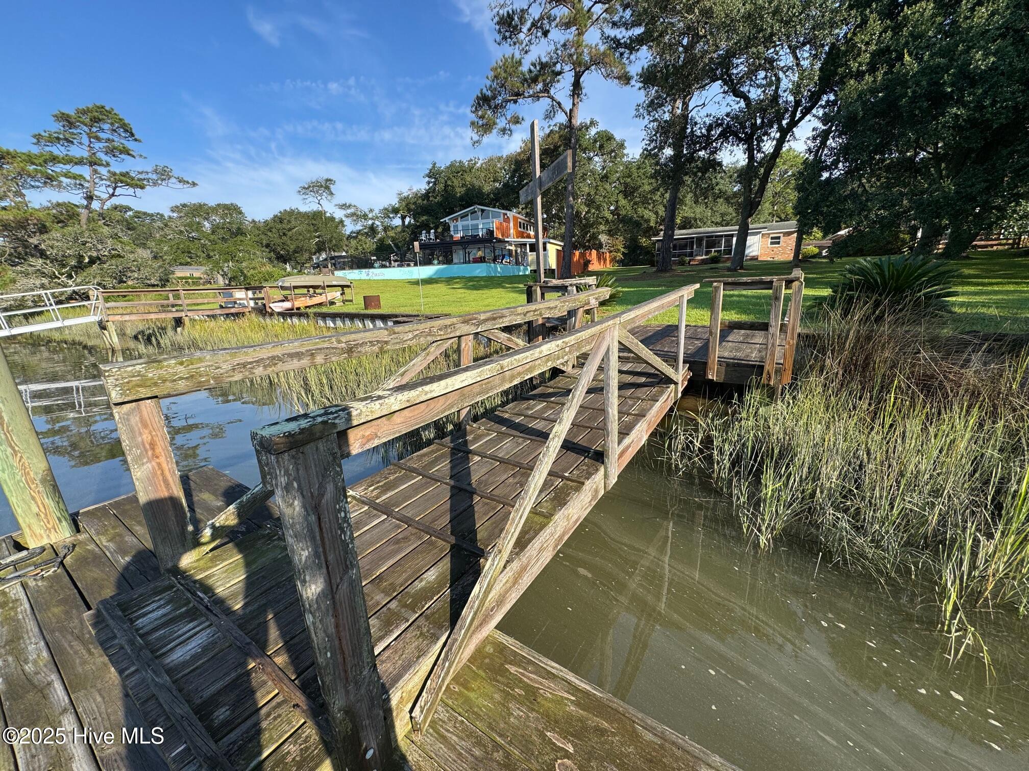 4309 Ocean Breeze Avenue SW