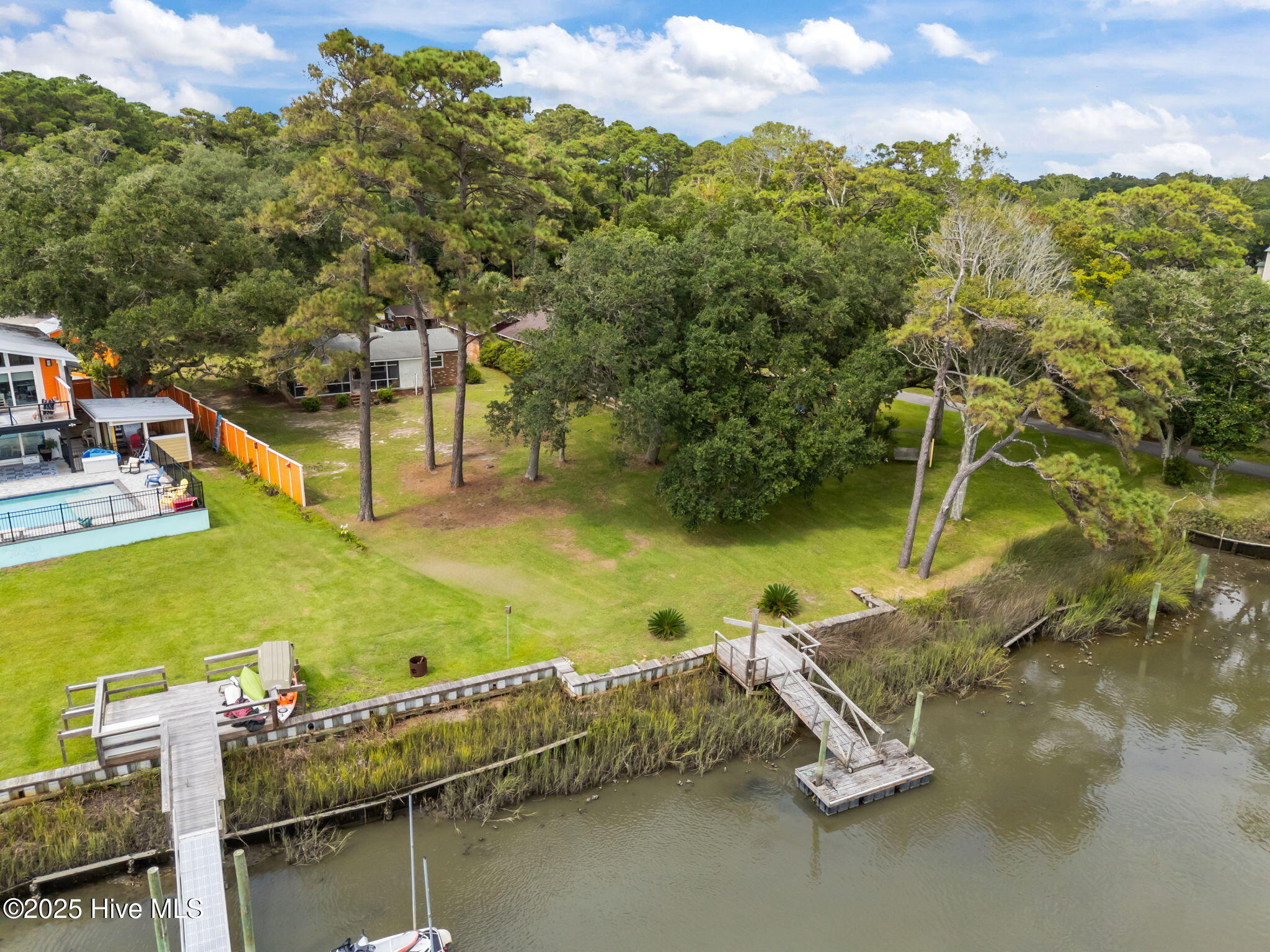 4309 Ocean Breeze Avenue SW