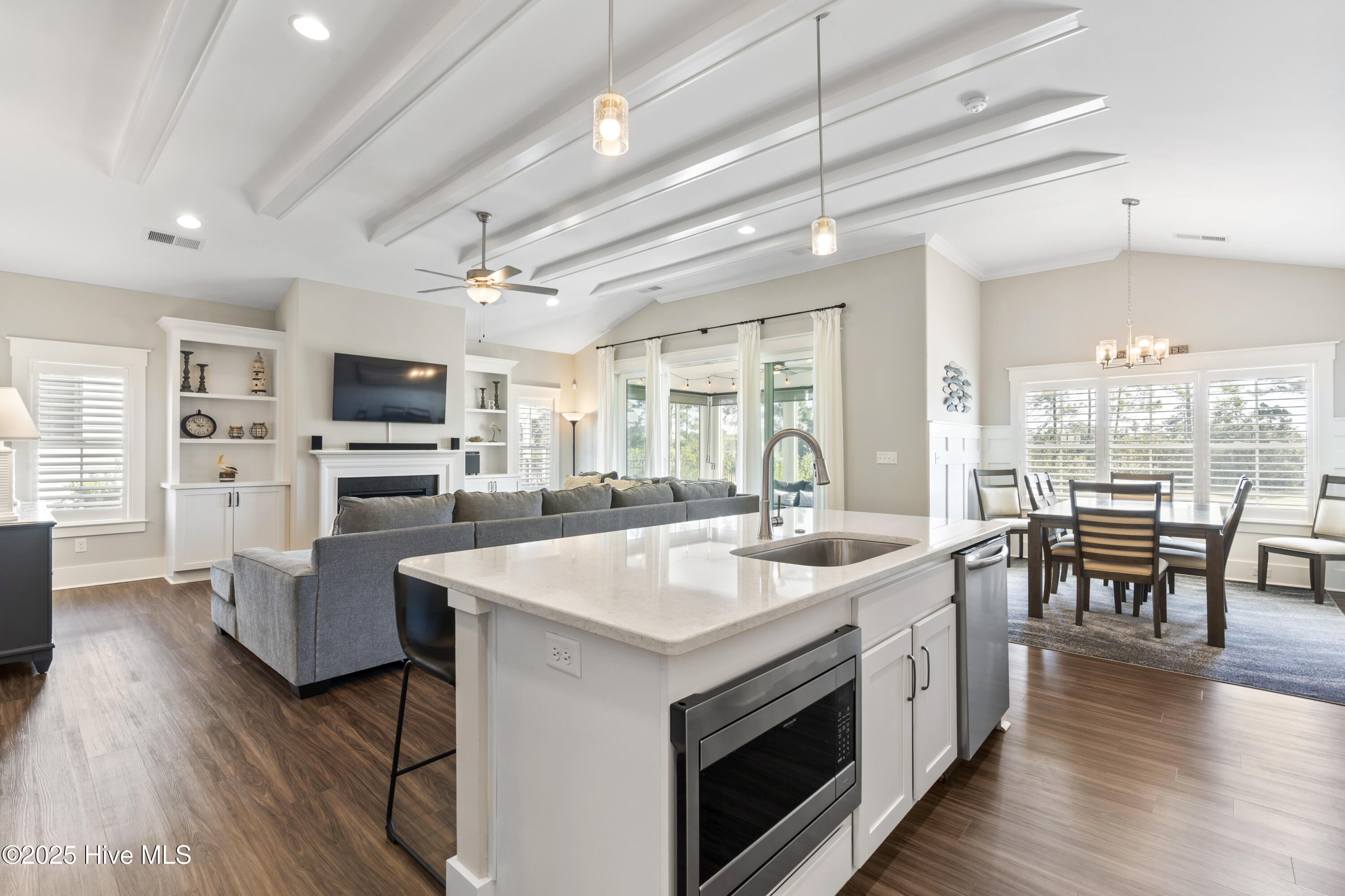 6475 Bryson Drive SW