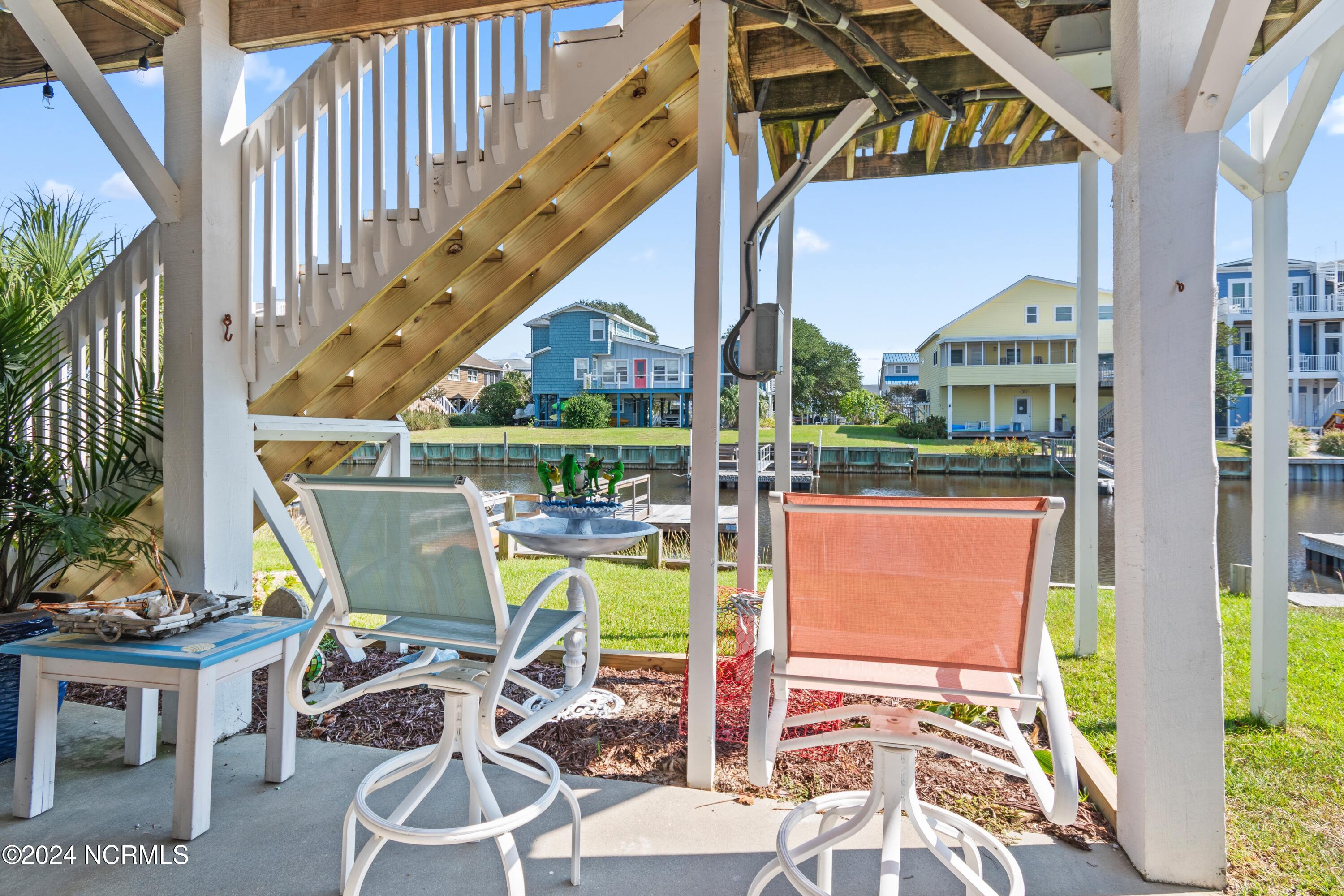 415 Sailfish Street