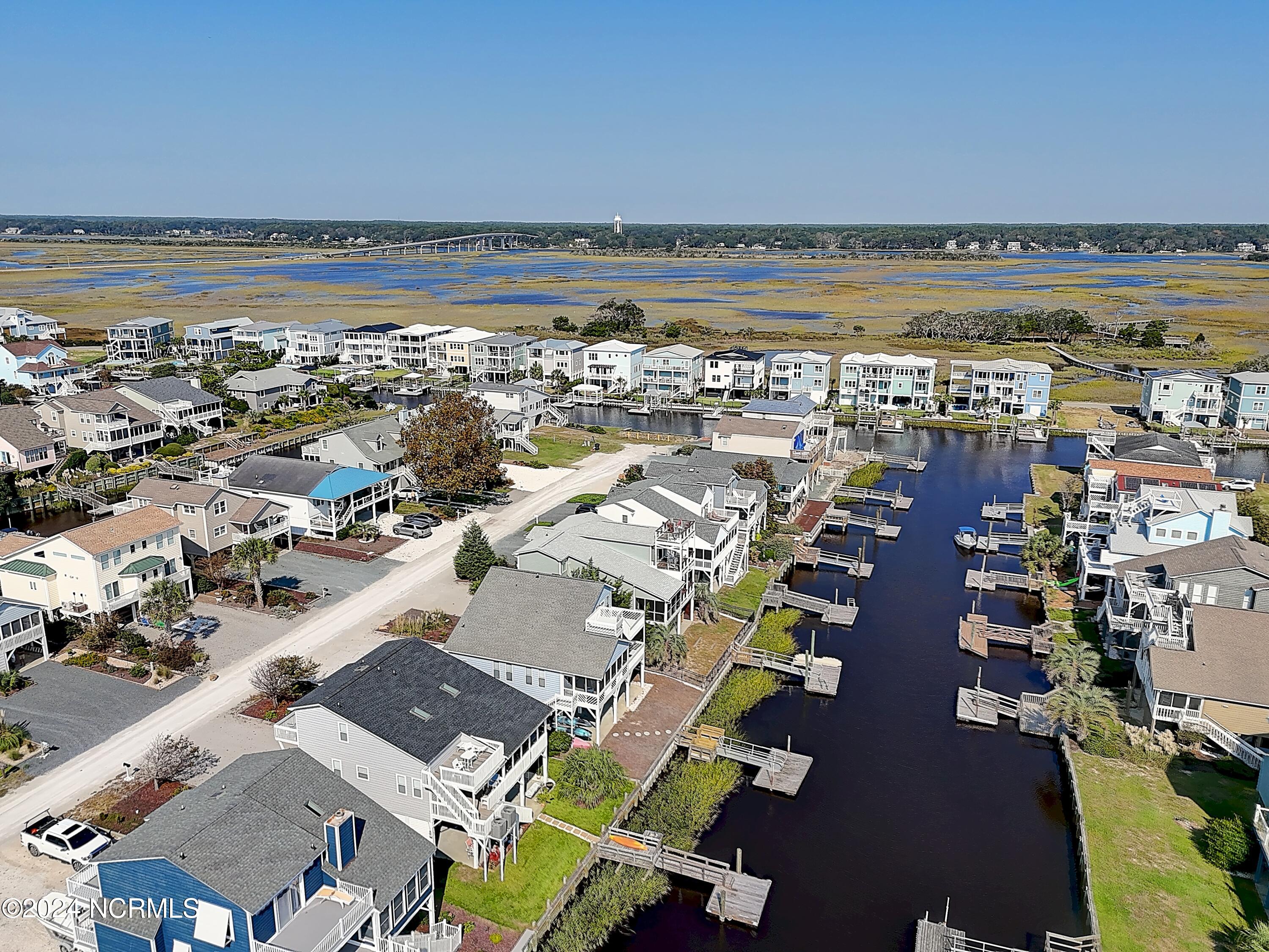 415 Sailfish Street