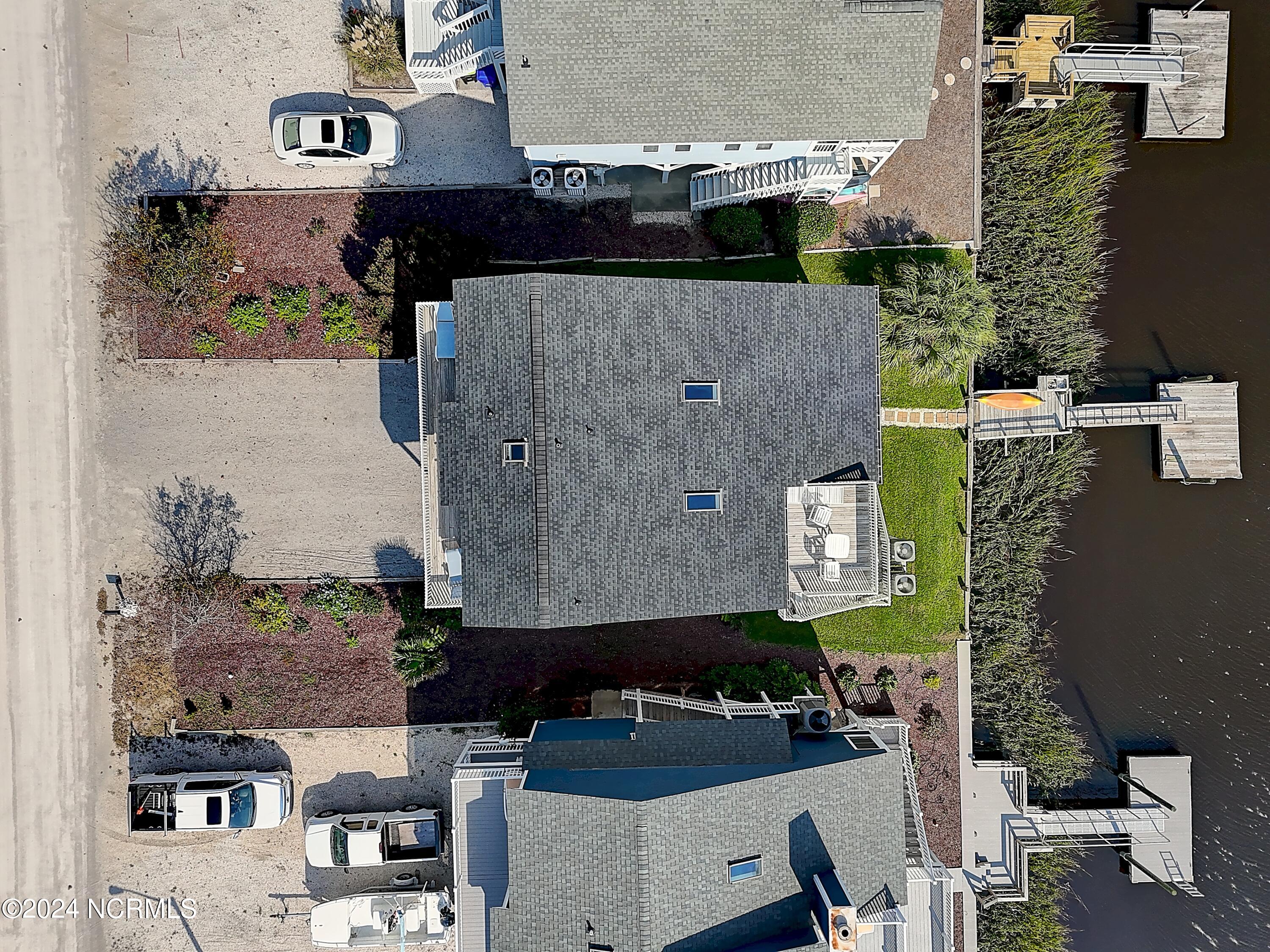 415 Sailfish Street