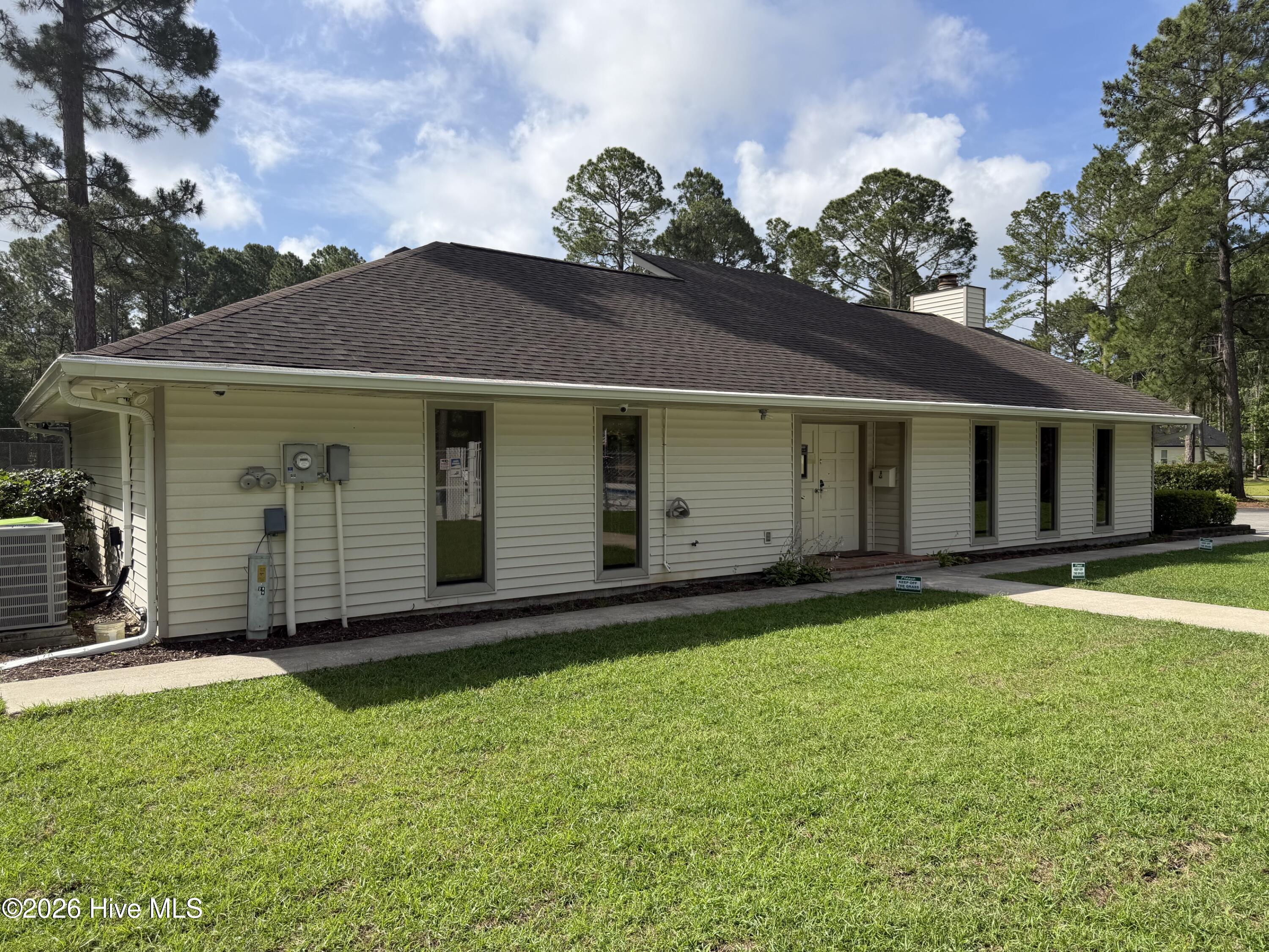 299 Boundaryline Drive NW