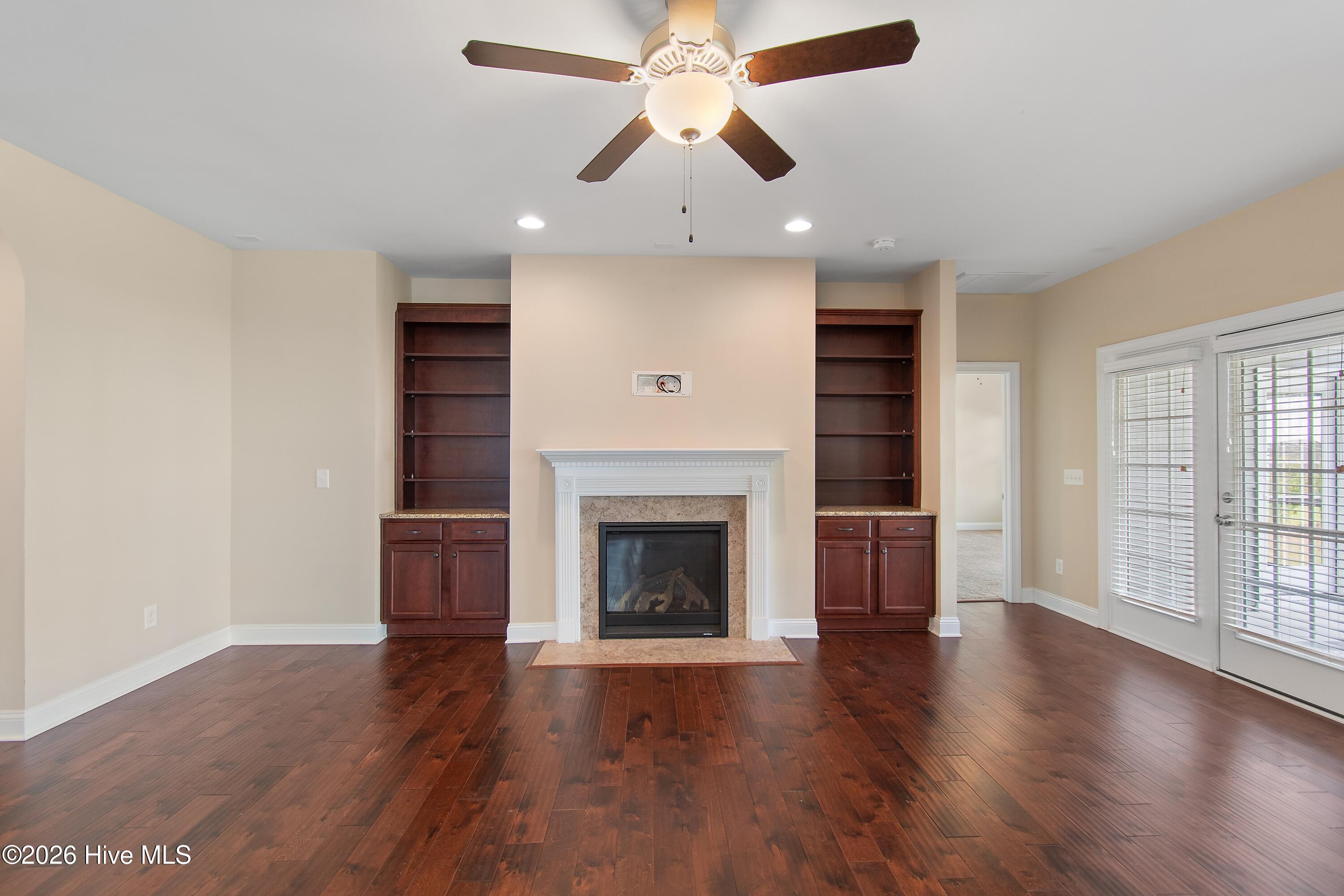 1674 Back Bay Drive SW