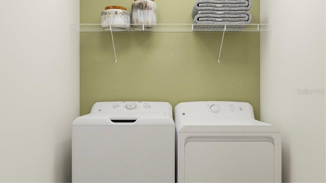 8327 CRESCENT OAKS DR