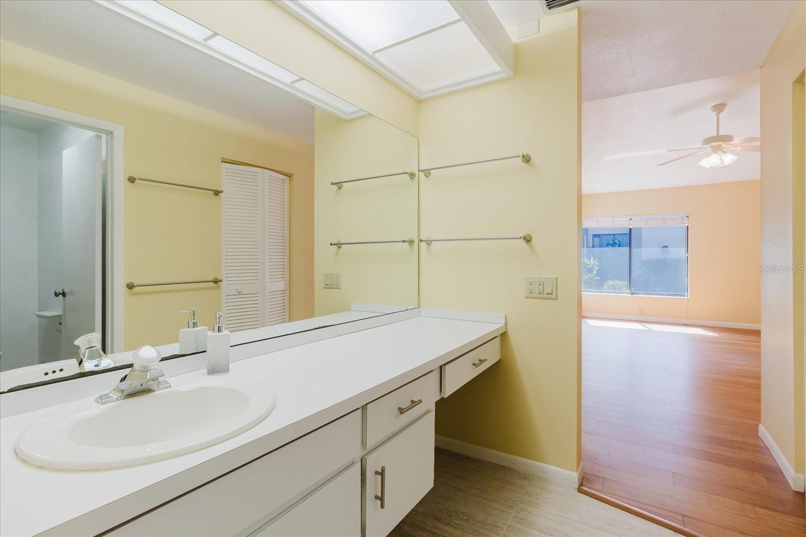 1808 CYPRESS TRACE DR #1808