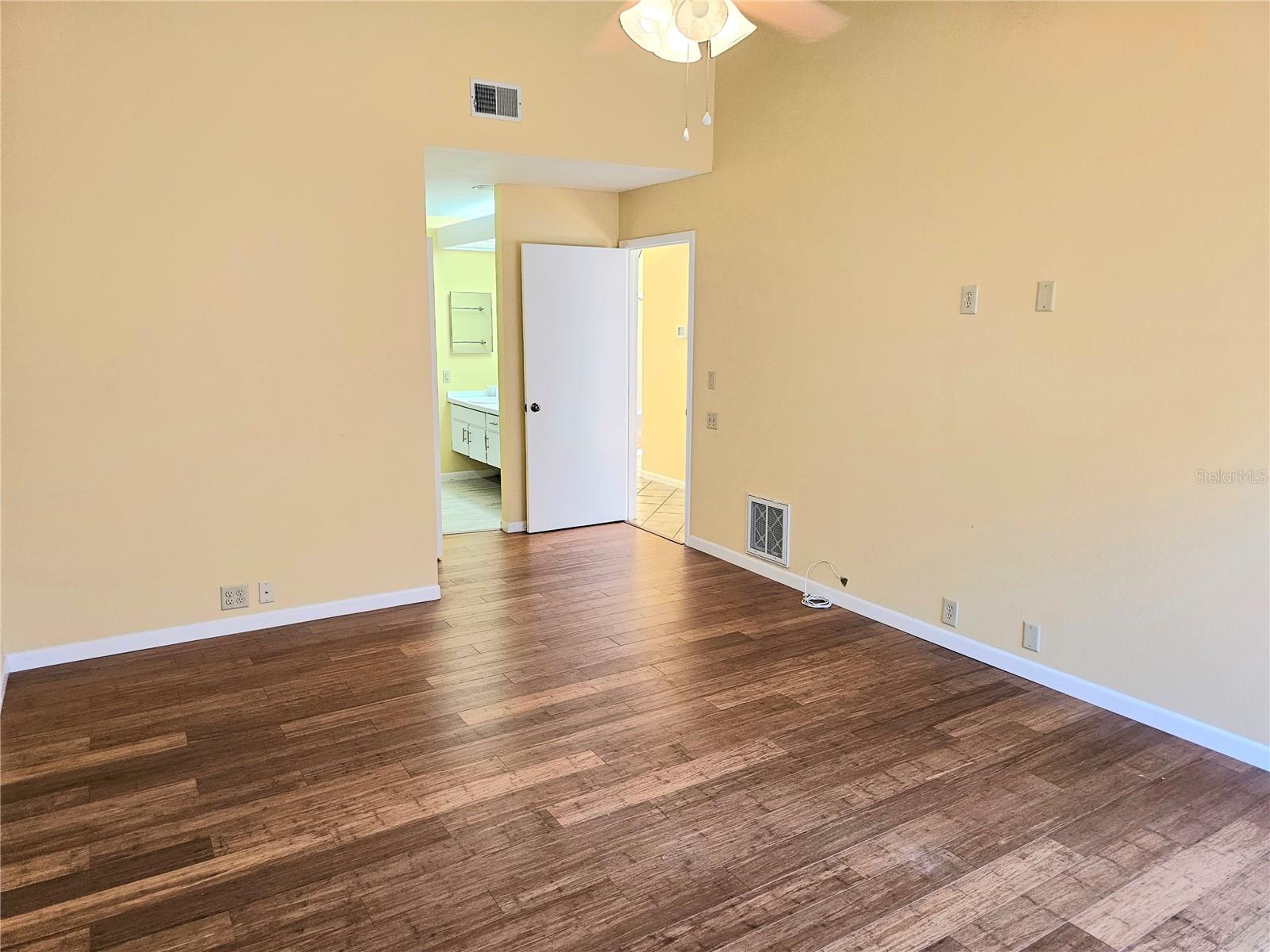 1808 CYPRESS TRACE DR #1808