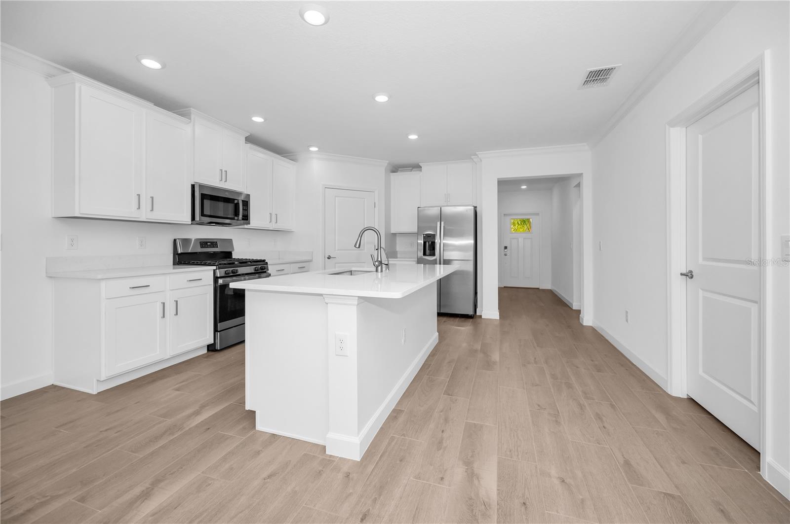 17338 HOLLY WELL AVE