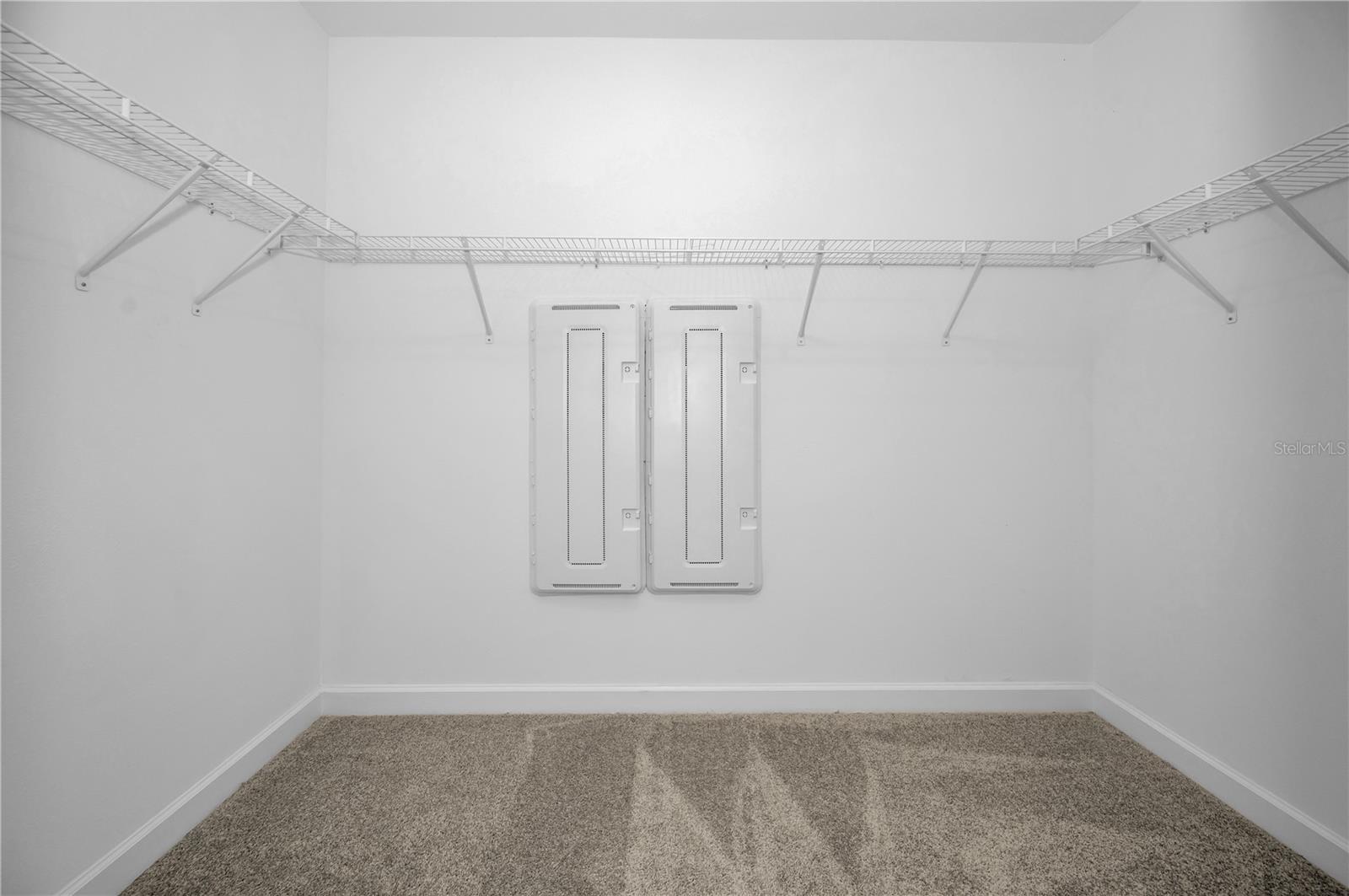 17338 HOLLY WELL AVE