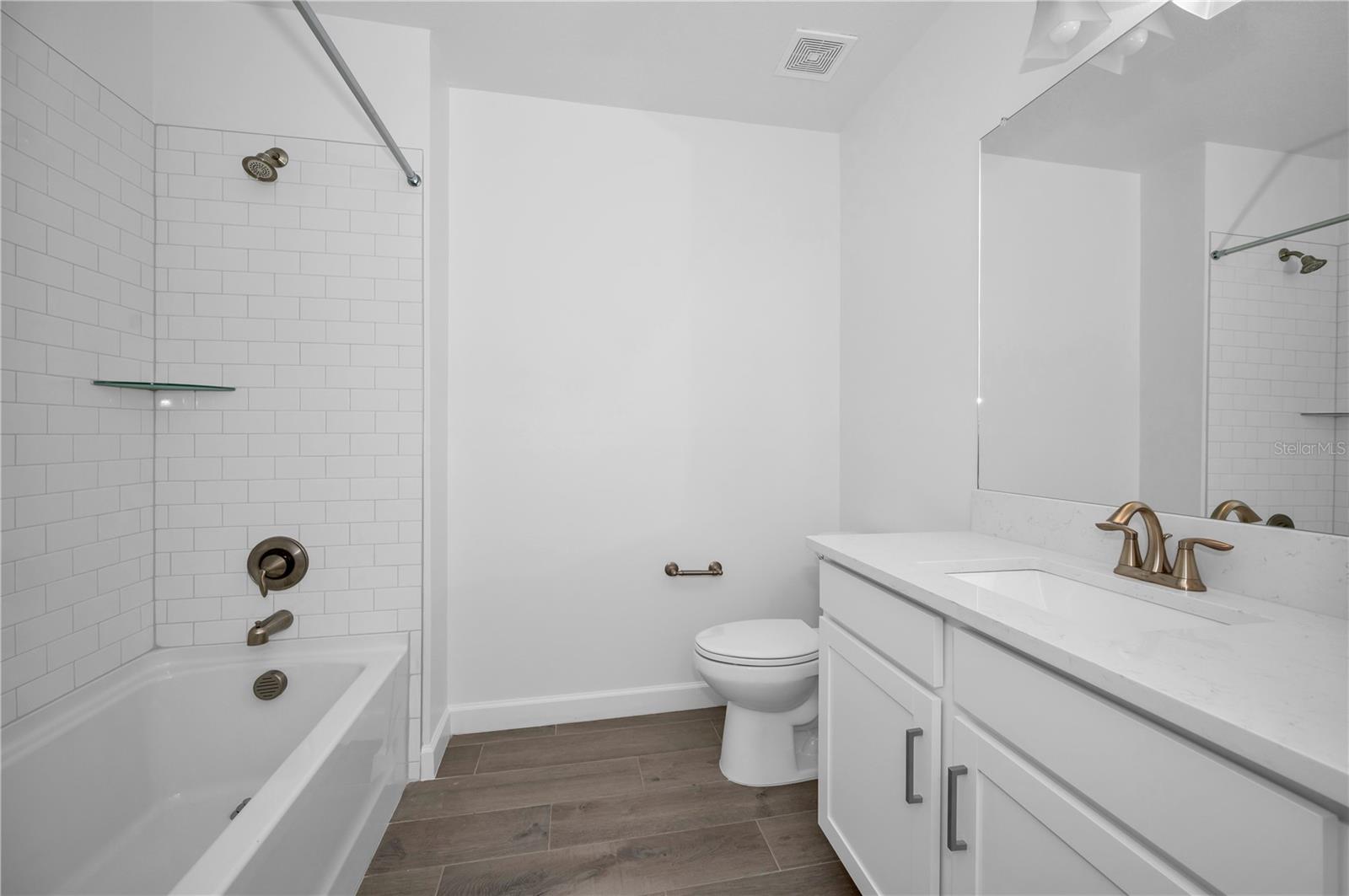 17338 HOLLY WELL AVE