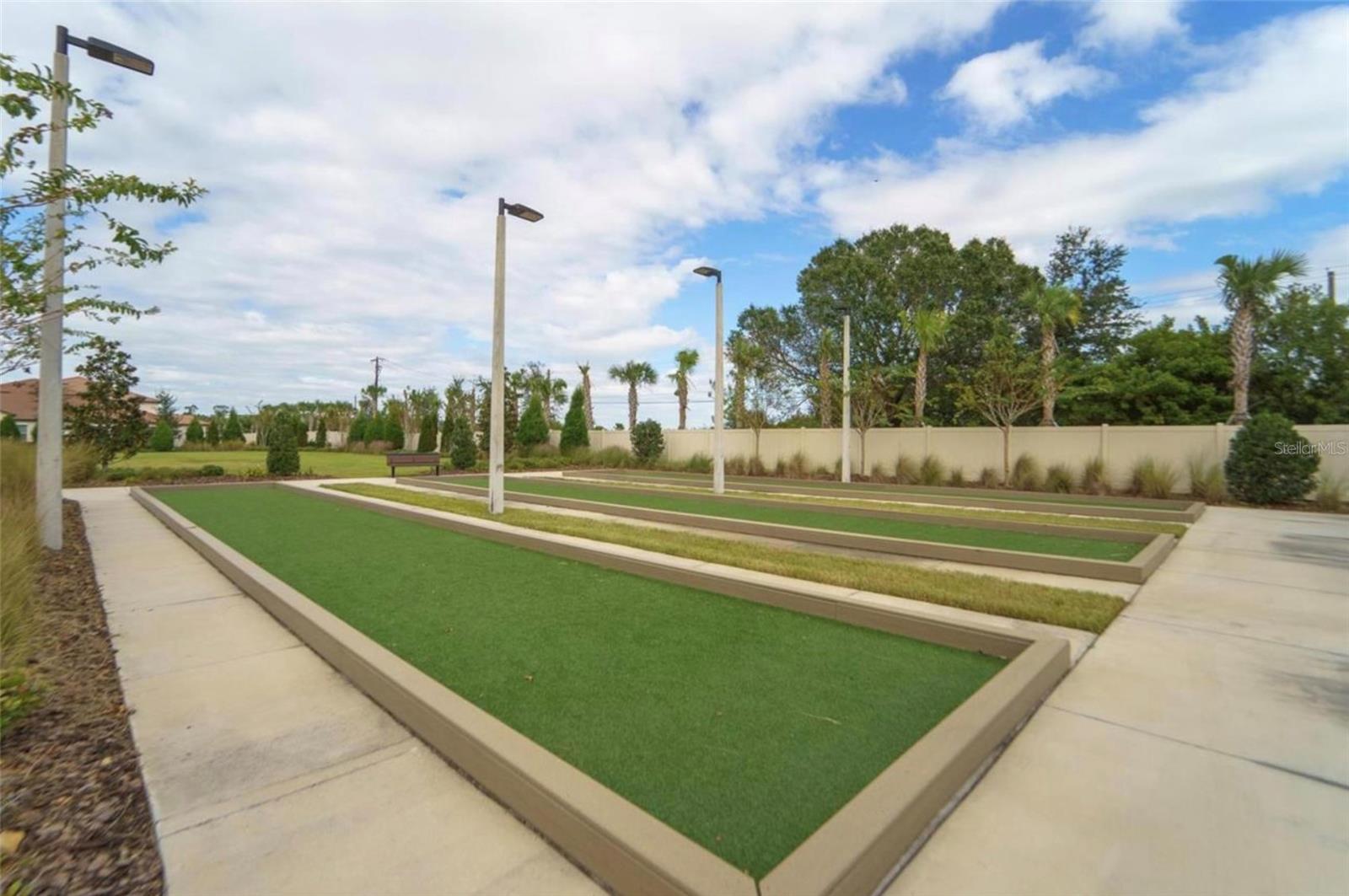 17338 HOLLY WELL AVE