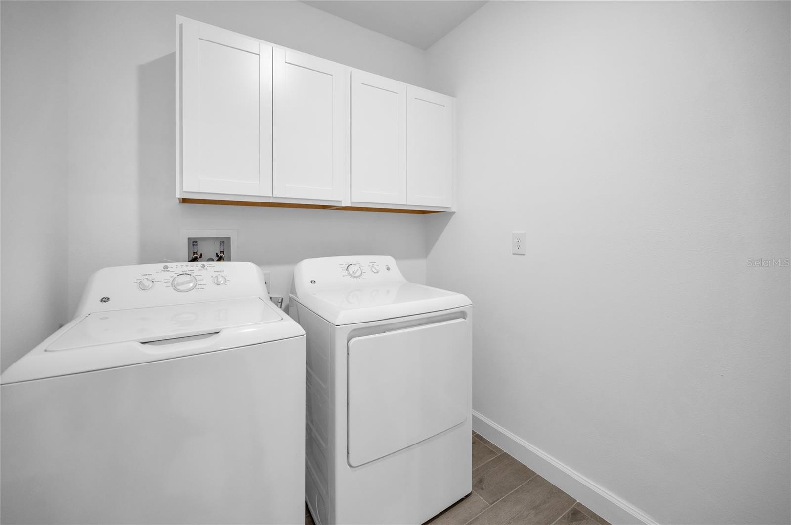 17338 HOLLY WELL AVE