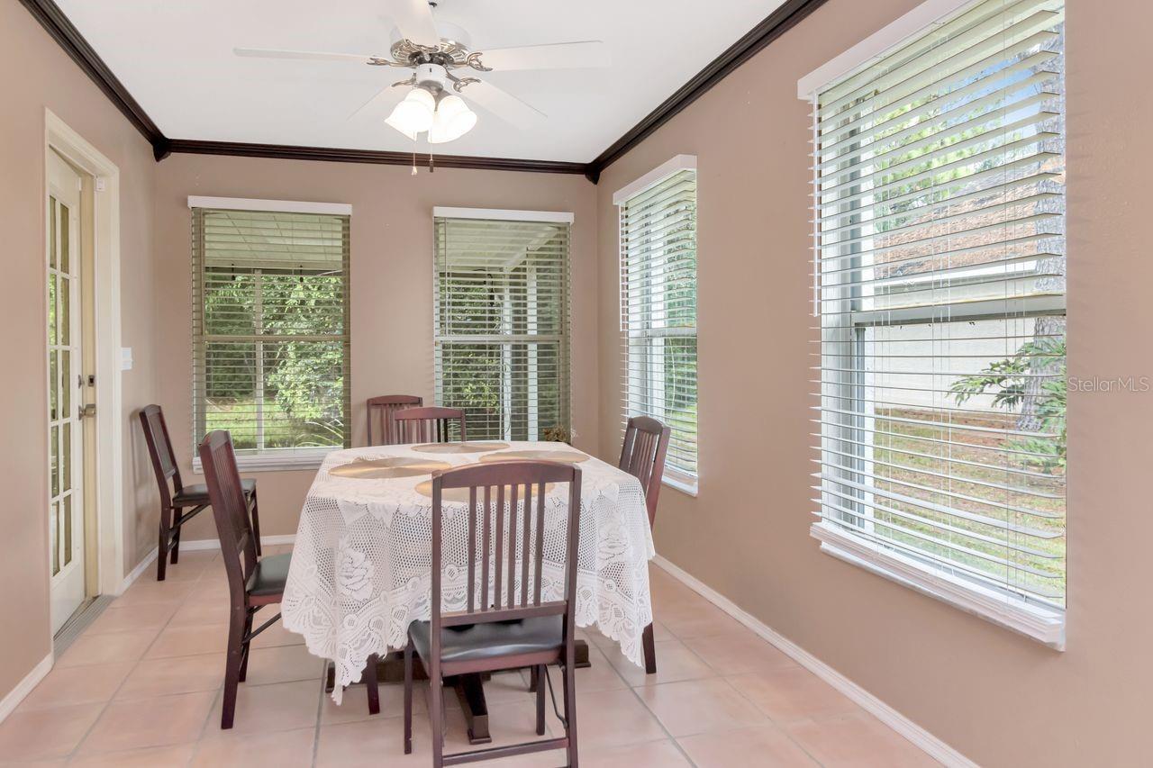 314 FOUNTAINVIEW CIR