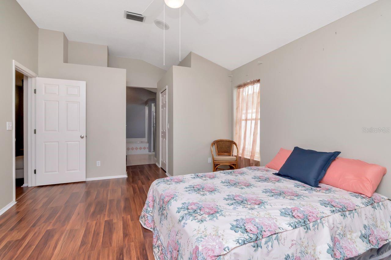 314 FOUNTAINVIEW CIR