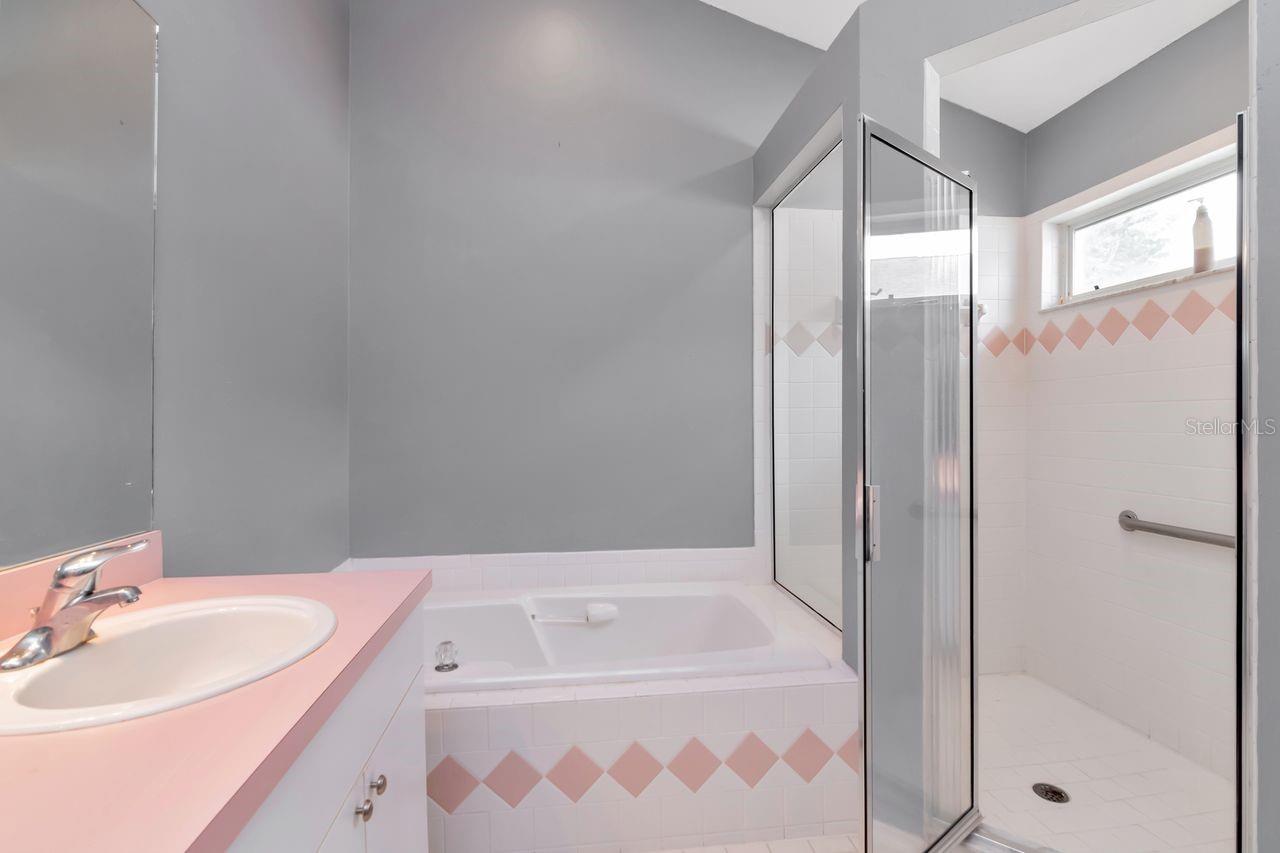 314 FOUNTAINVIEW CIR