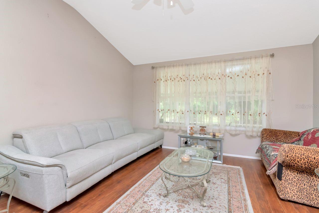 314 FOUNTAINVIEW CIR