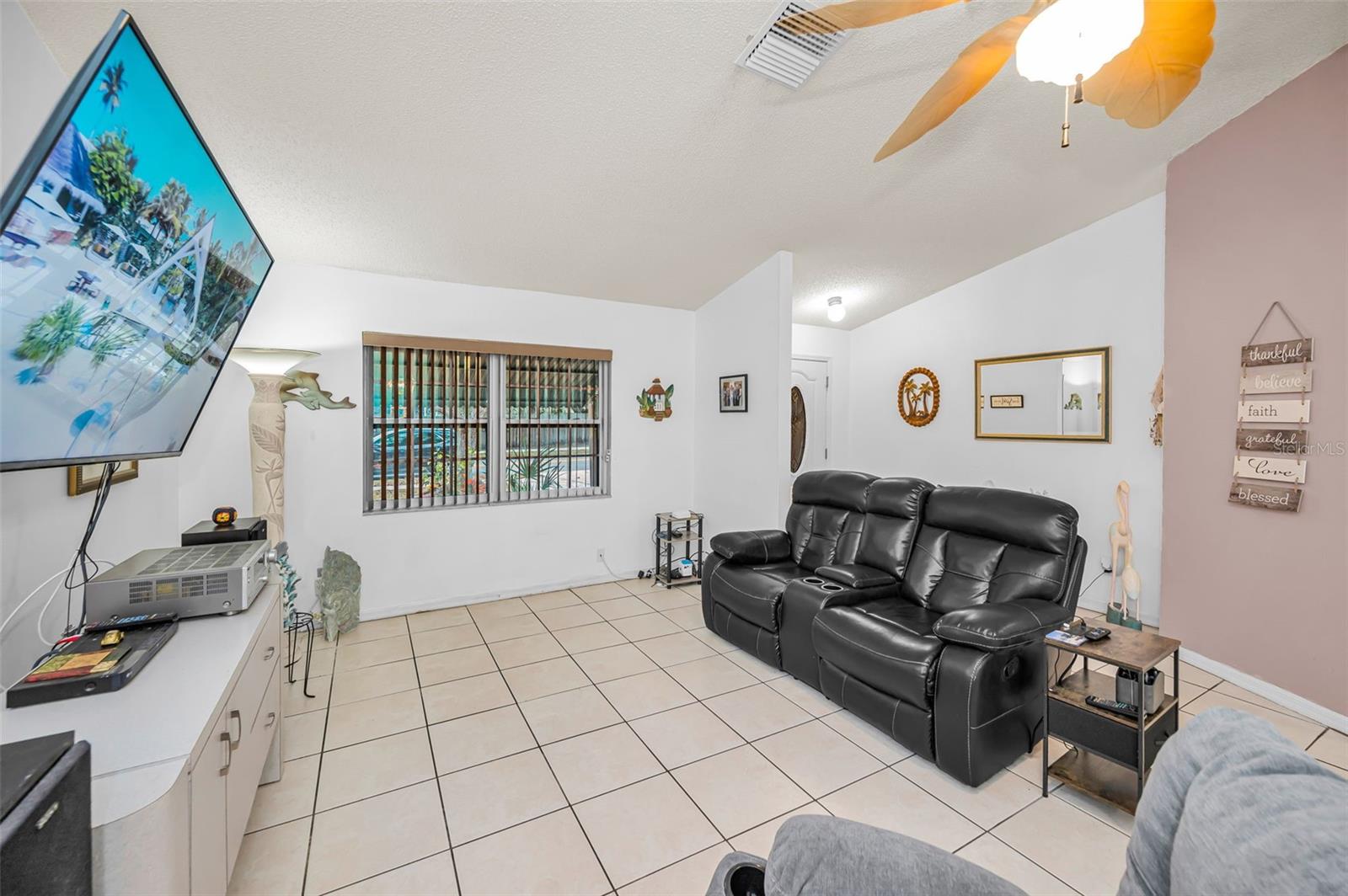 2280 COLONIAL BLVD W