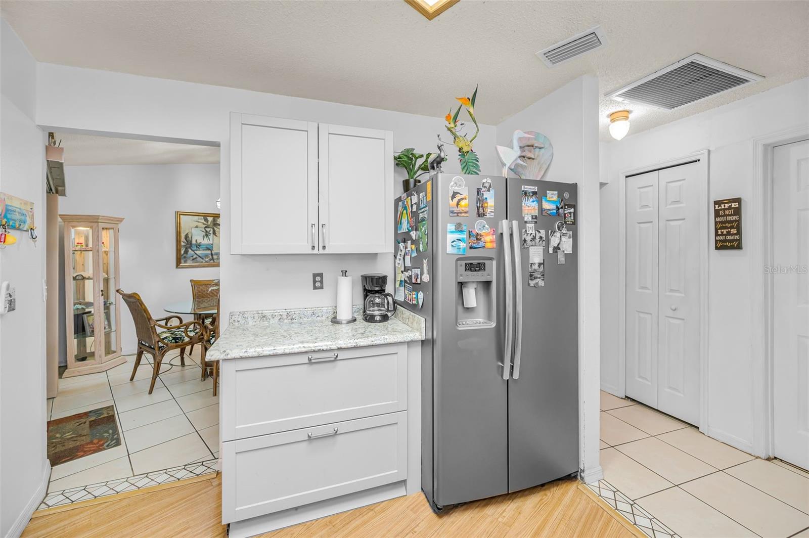 2280 COLONIAL BLVD W