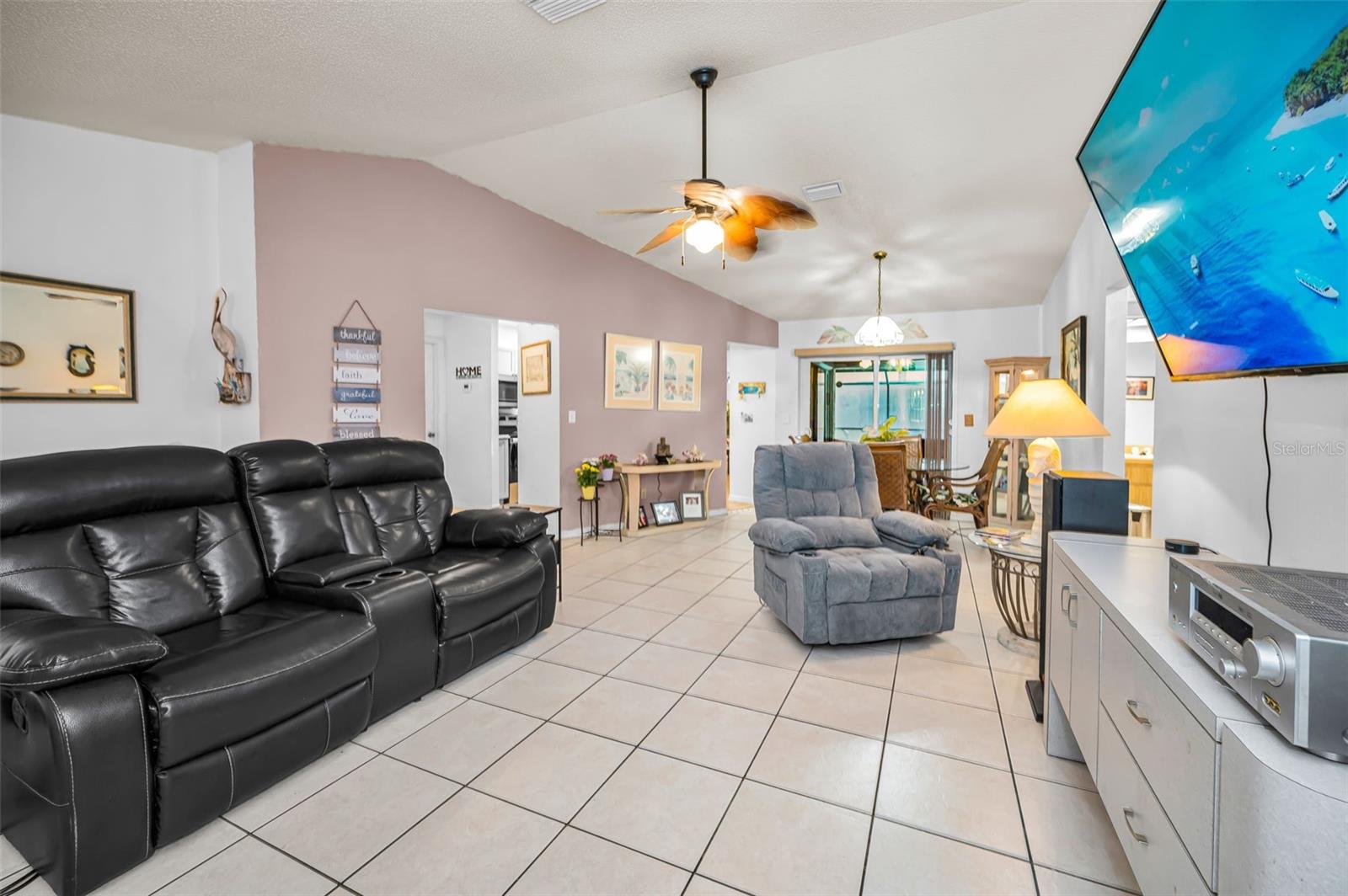 2280 COLONIAL BLVD W