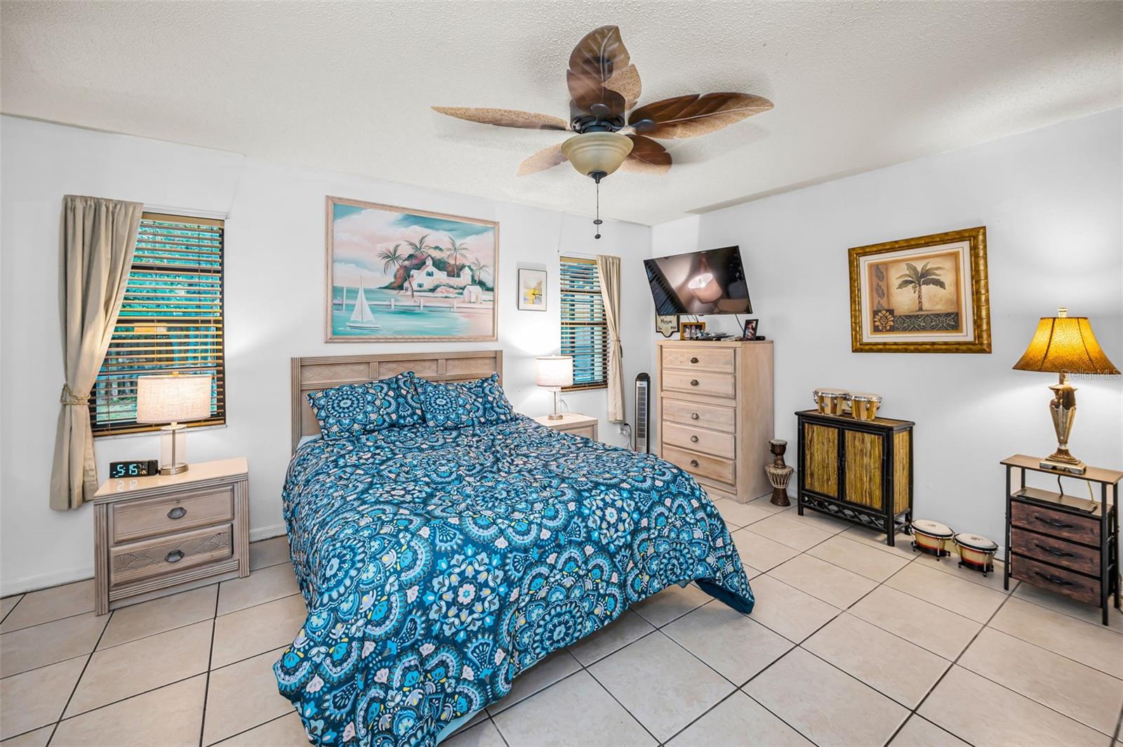 2280 COLONIAL BLVD W