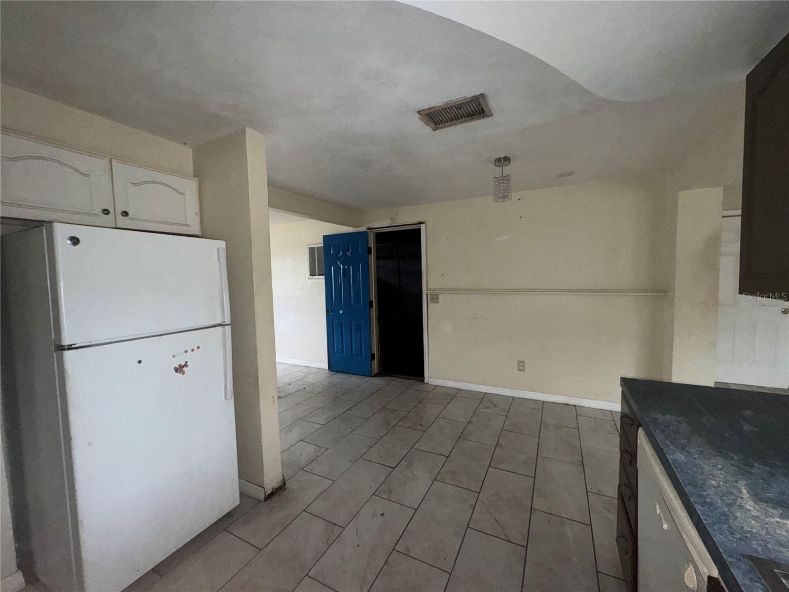 3331 CLYDESDALE DR