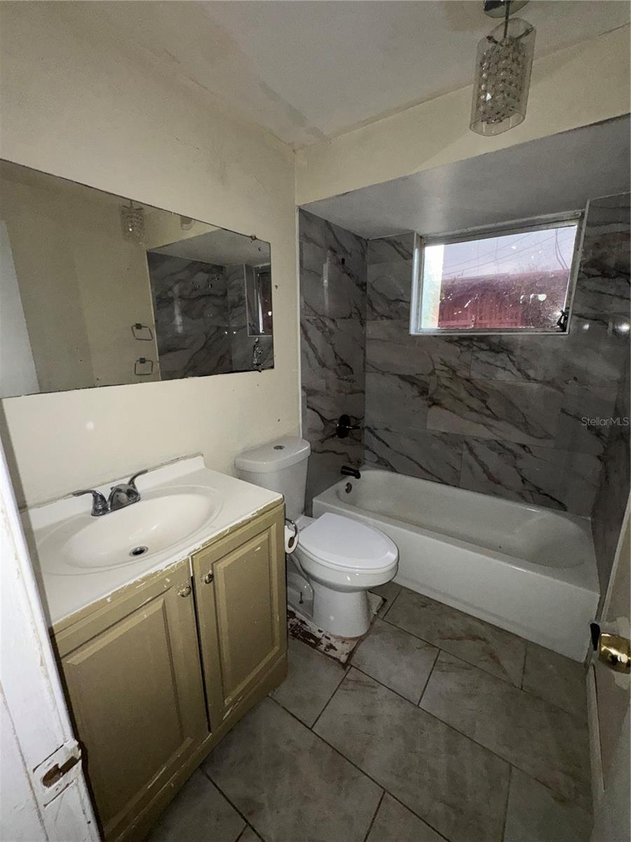 3331 CLYDESDALE DR