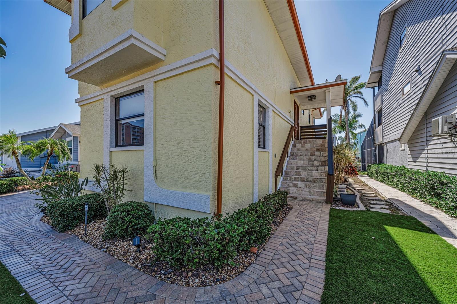 6009 BAYWAY CT