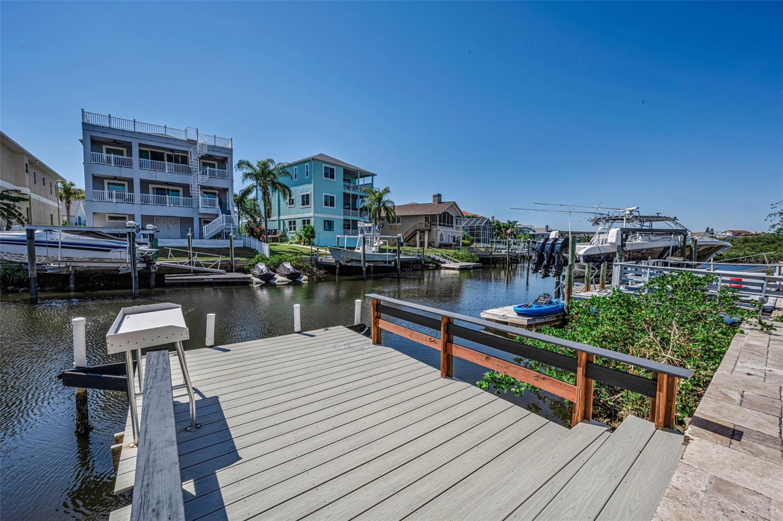 6009 BAYWAY CT