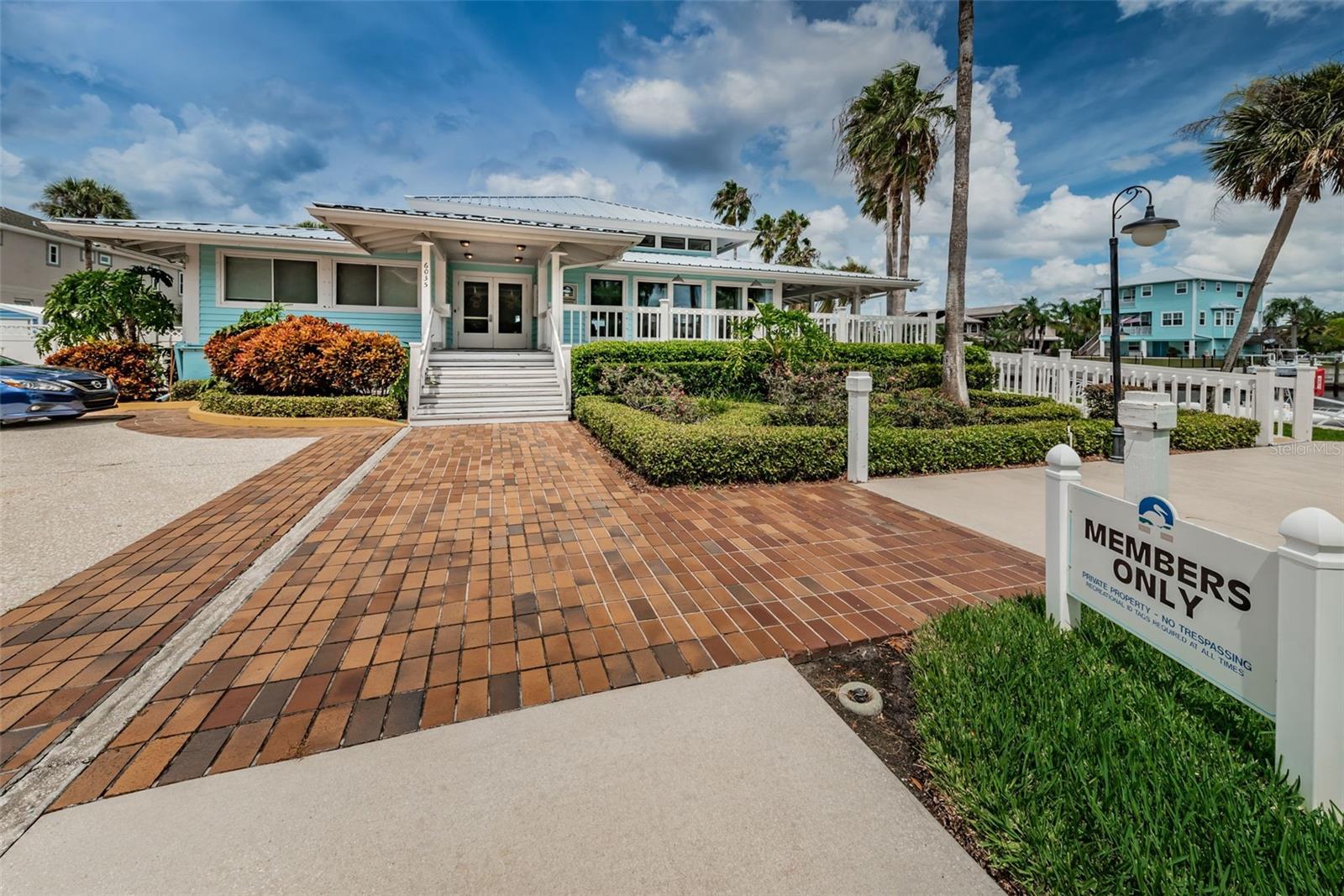 6009 BAYWAY CT