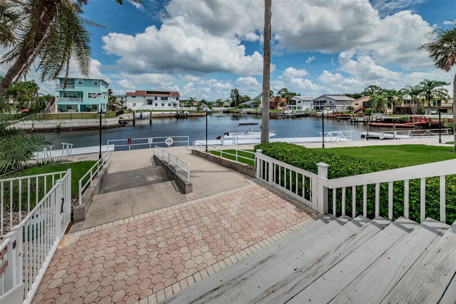6009 BAYWAY CT