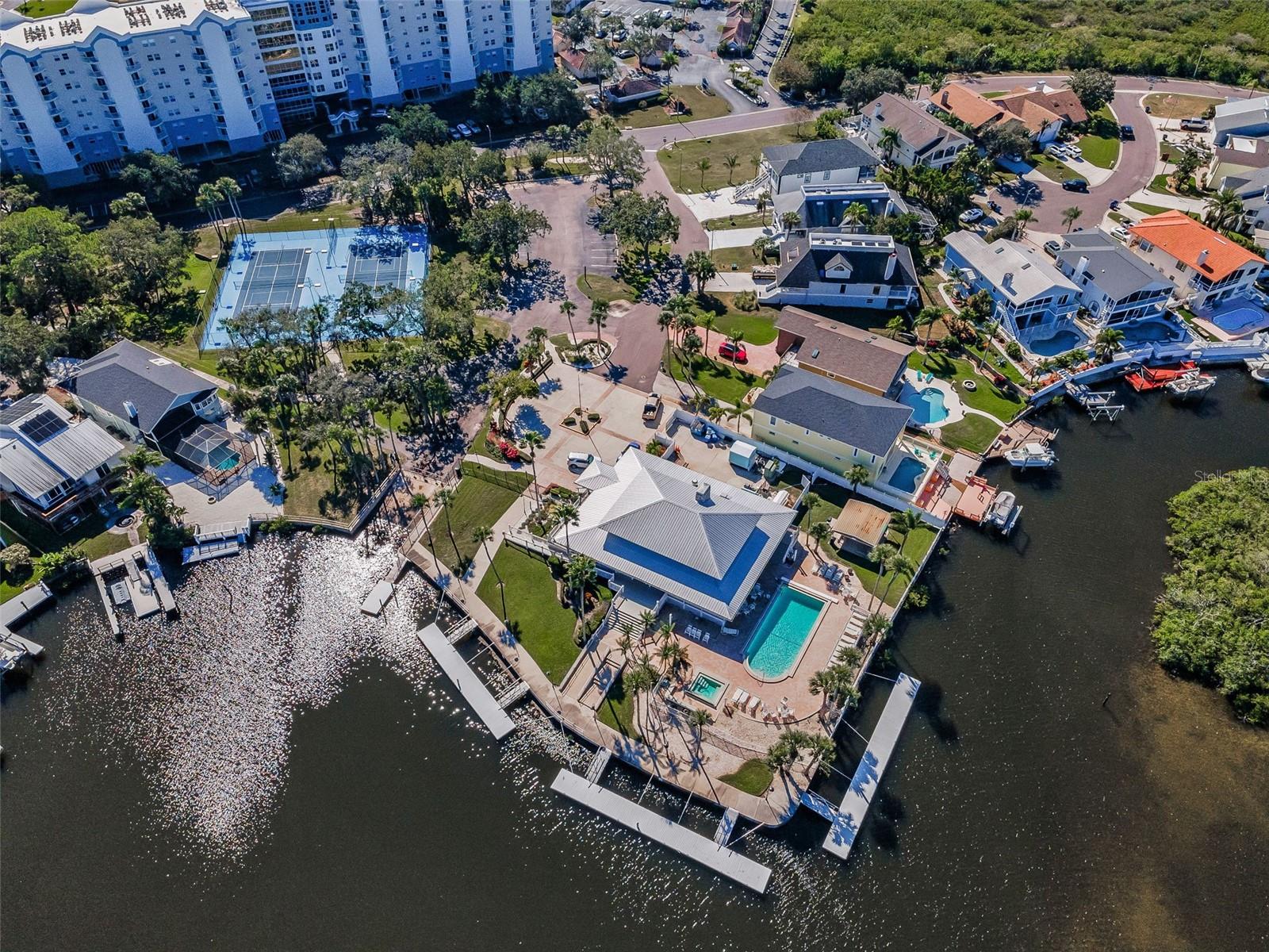 6009 BAYWAY CT