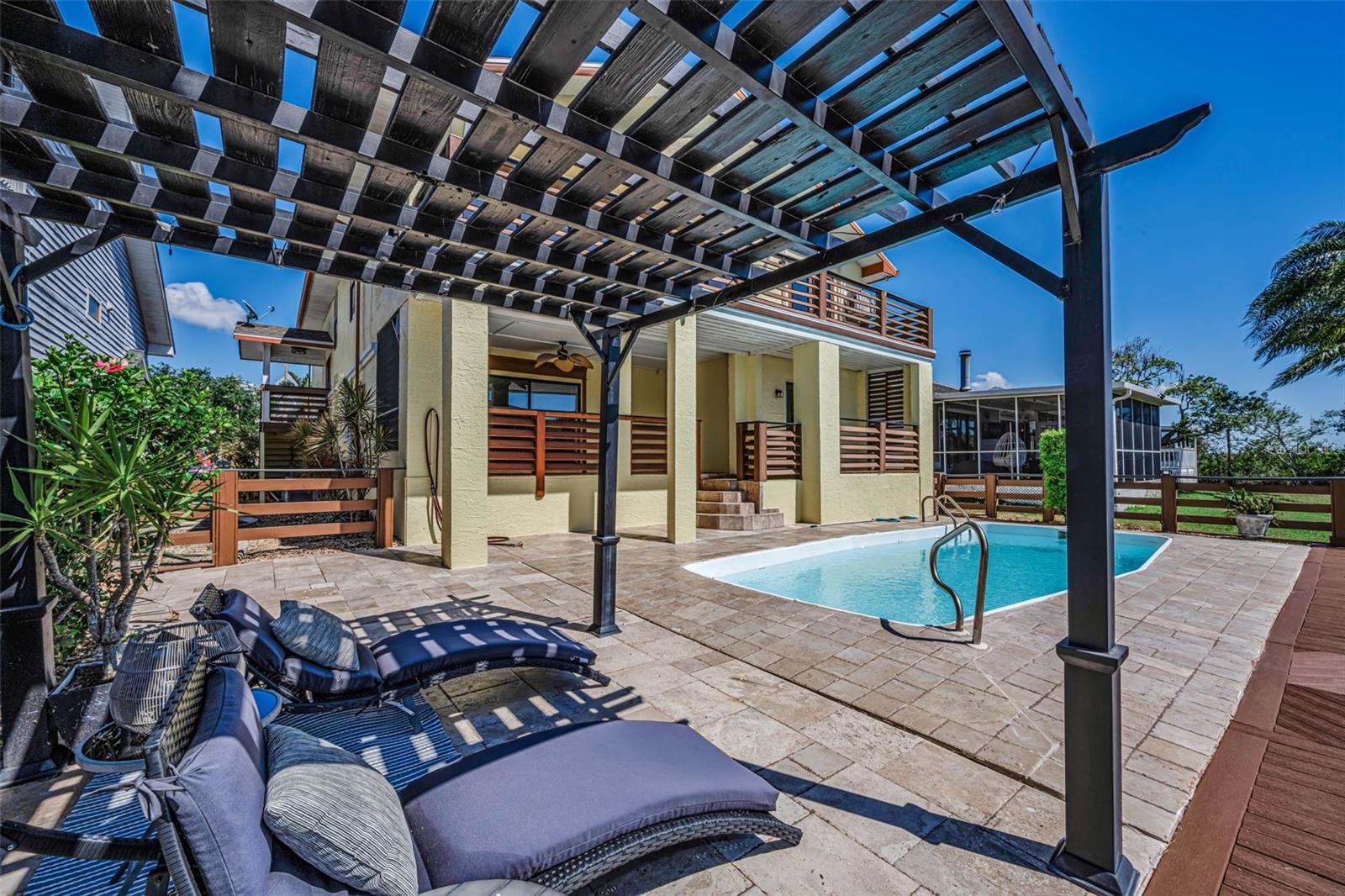 6009 BAYWAY CT