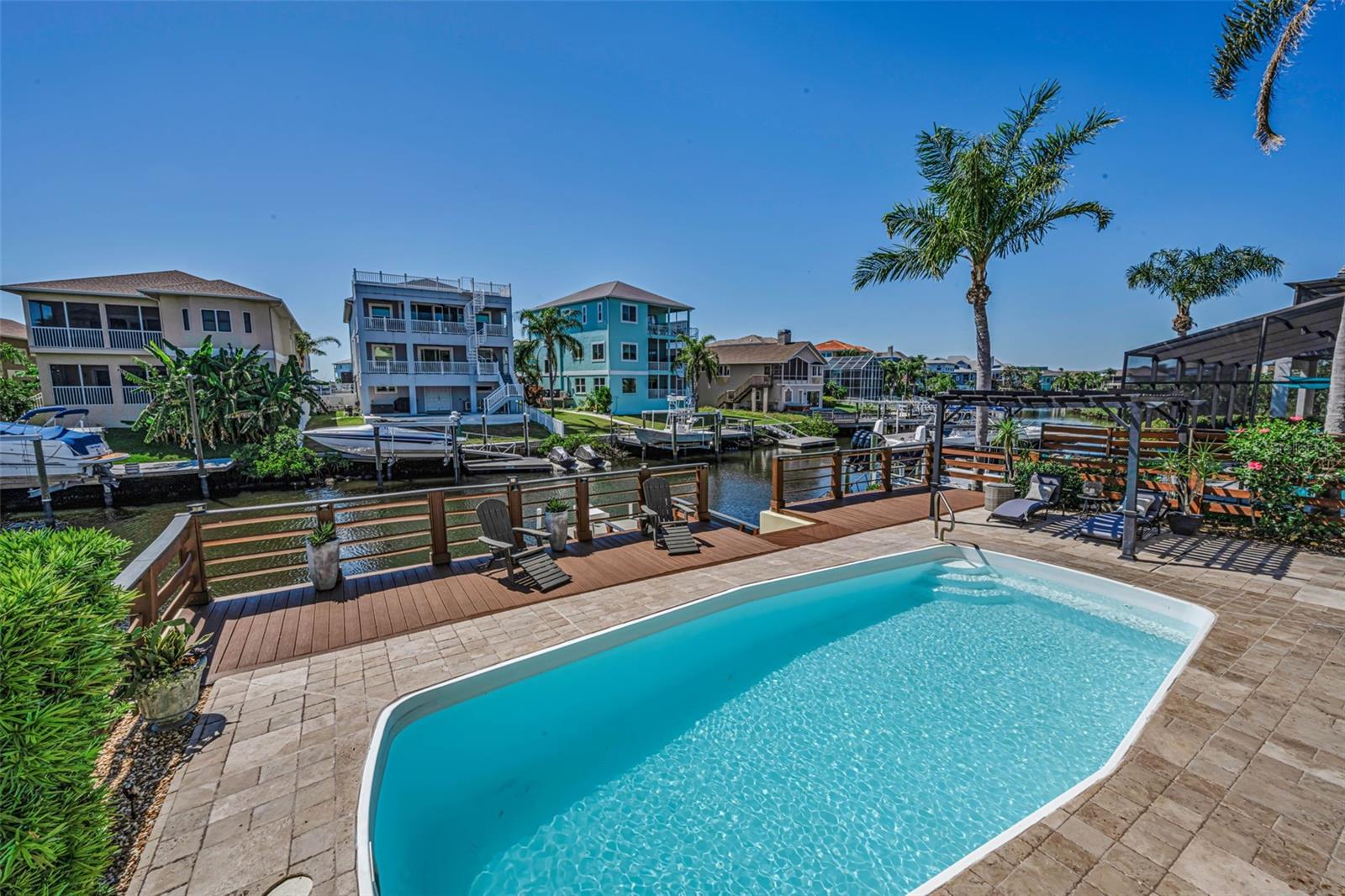 6009 BAYWAY CT