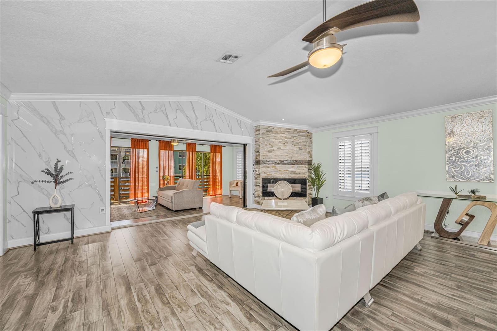 6009 BAYWAY CT