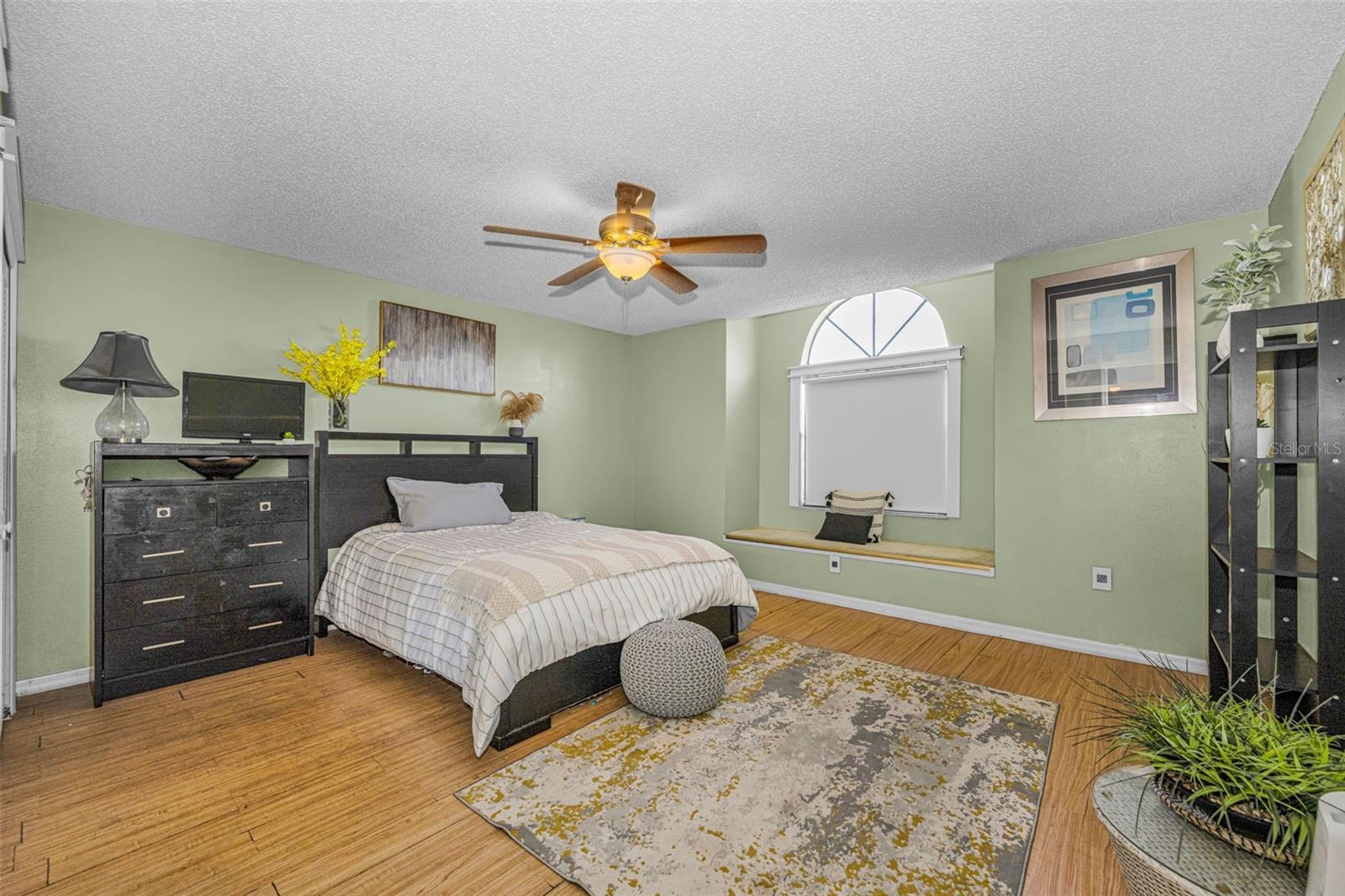 6009 BAYWAY CT
