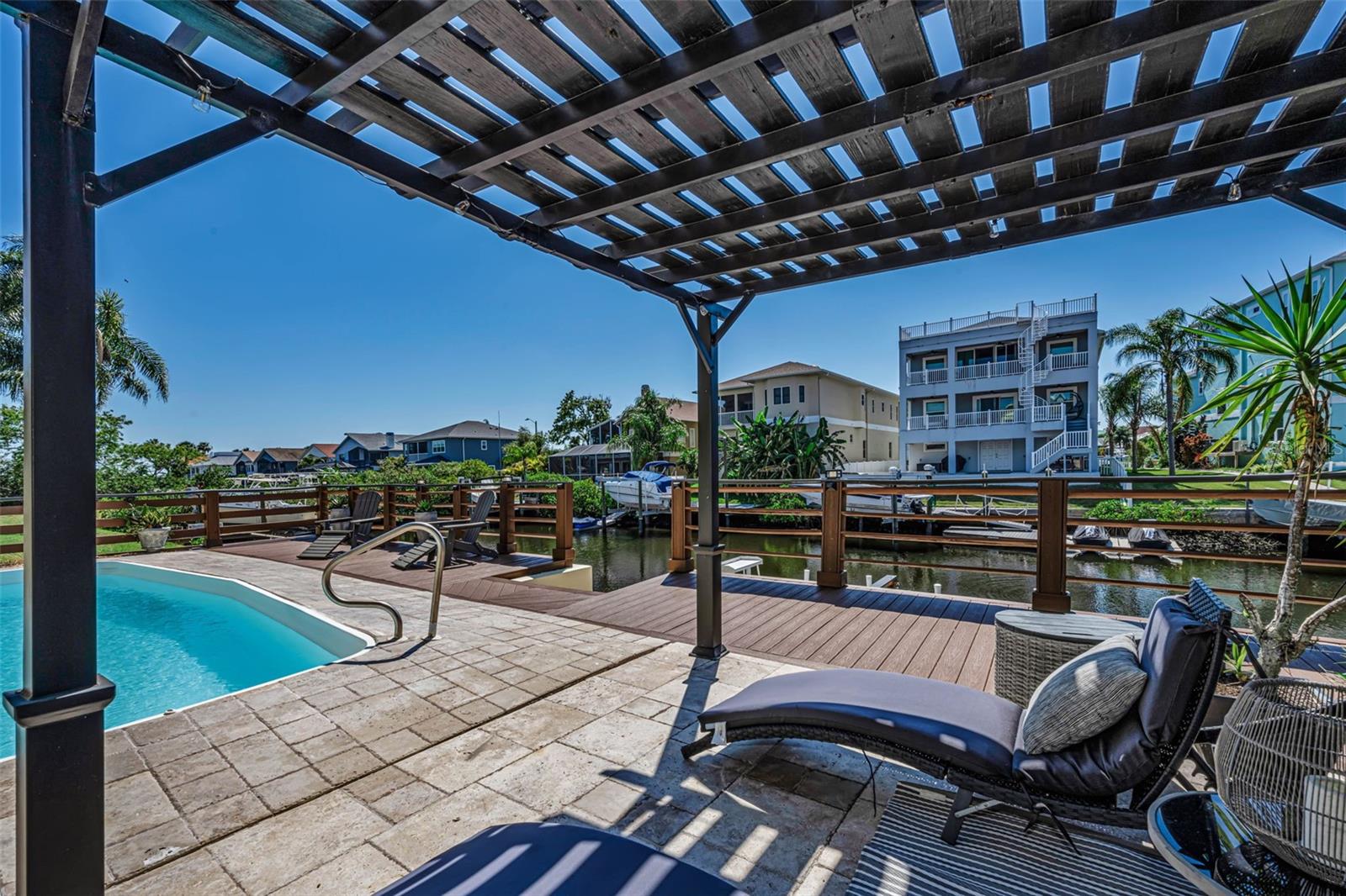 6009 BAYWAY CT