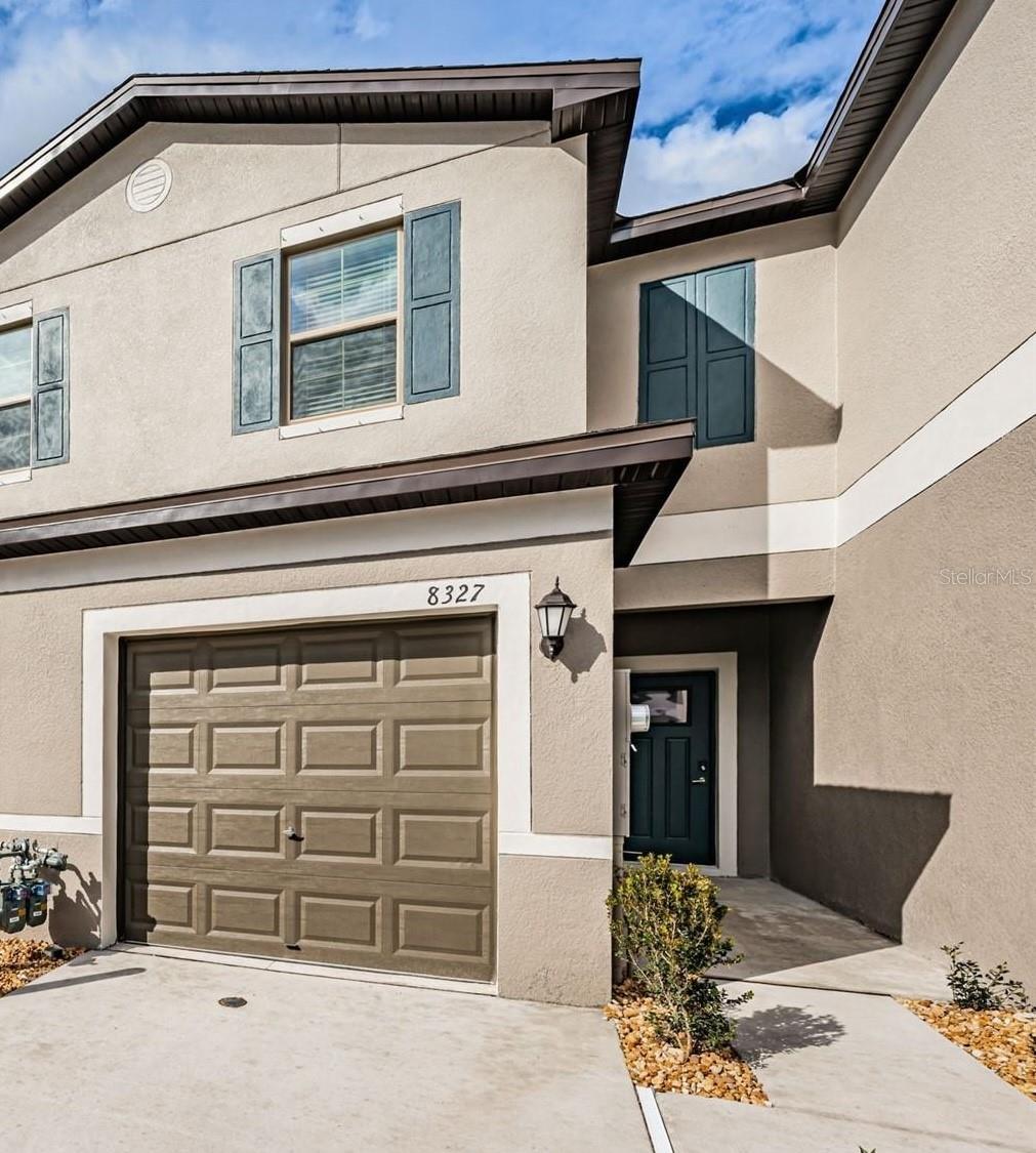 8327 Crescent Oaks Dr New Port Richey Fl Us 34655 Mfrtb8558128