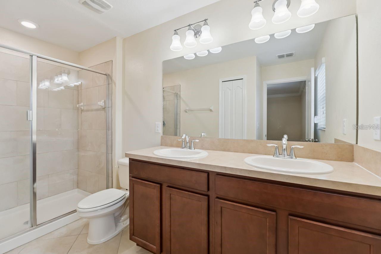 6404 TORRINGTON CIR