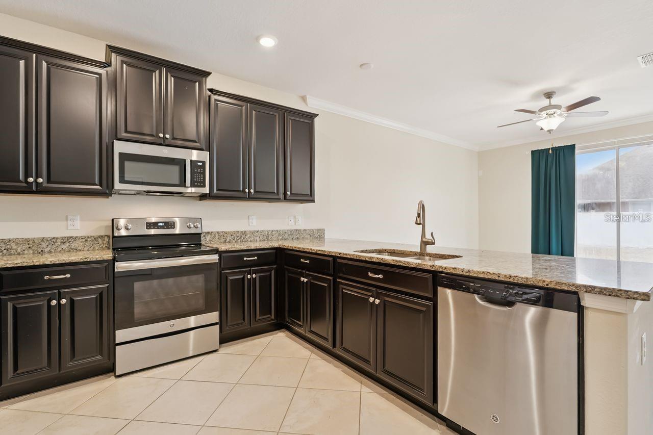 6404 TORRINGTON CIR