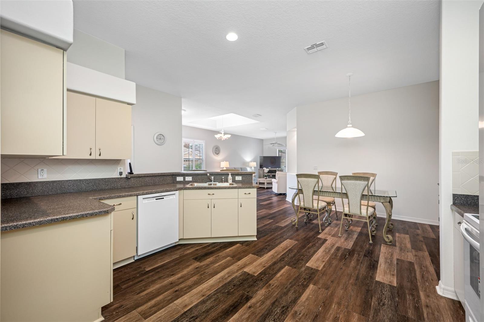 12143 PUTTER GREEN CT