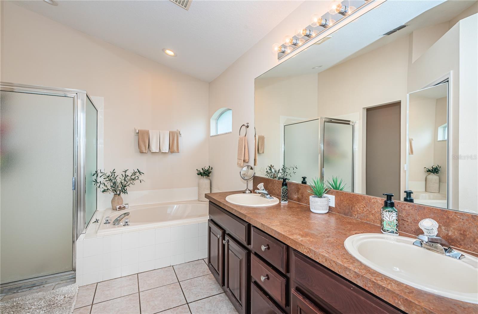 11246 CYPRESS RESERVE DR