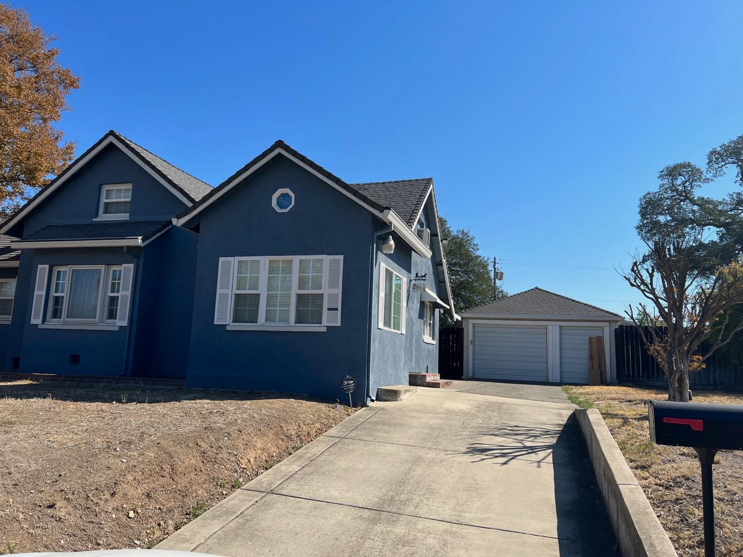 2988 Del Paso Boulevard