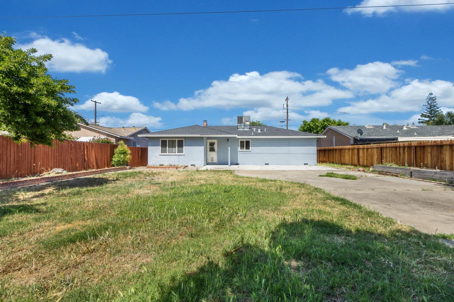 2013 Middleberry Road