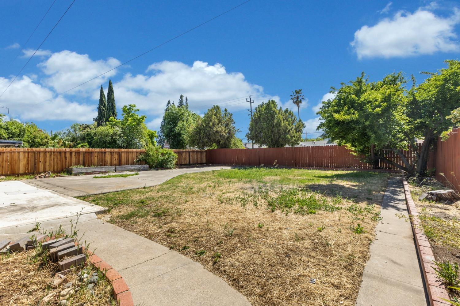 2013 Middleberry Road