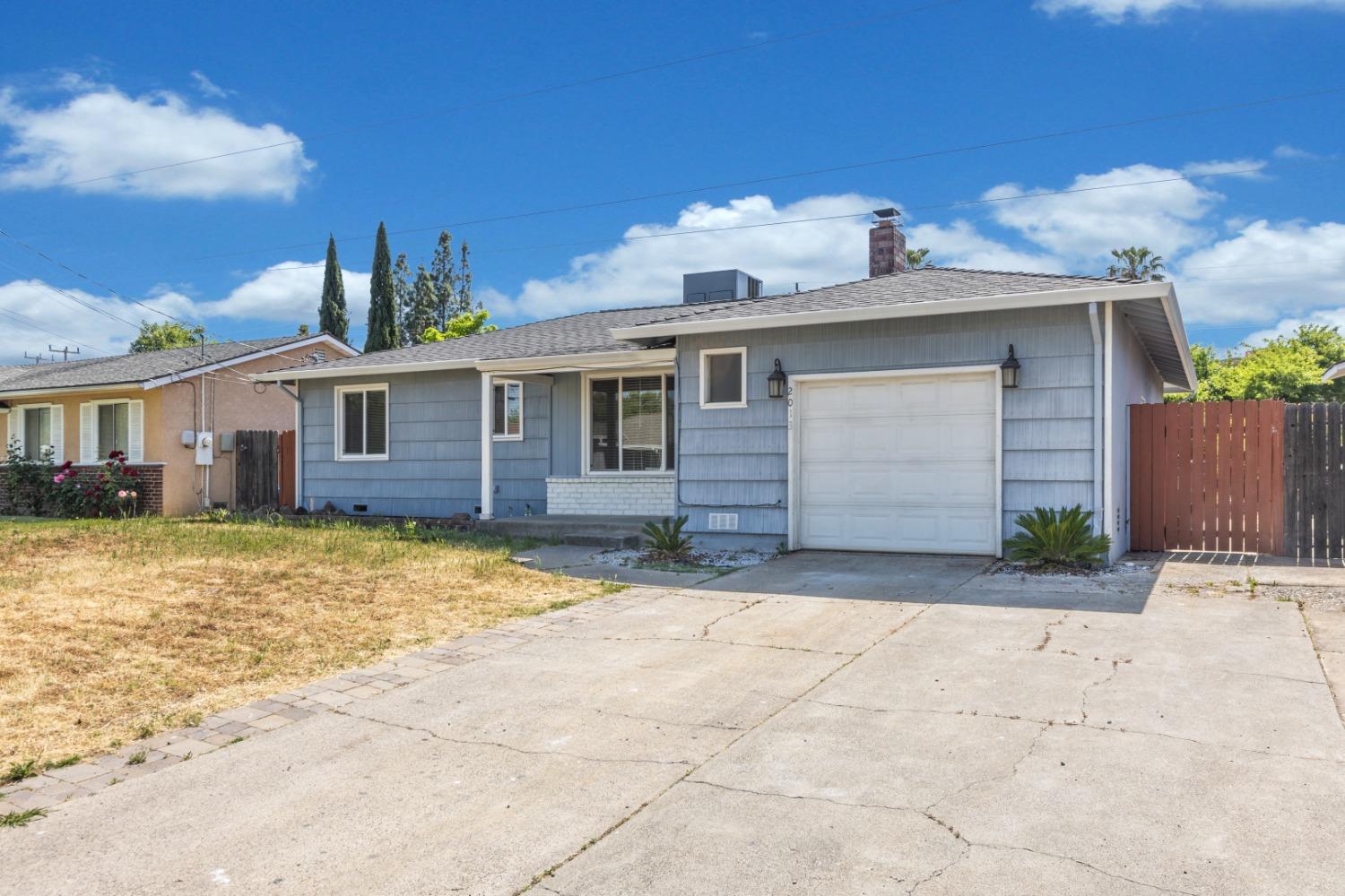 2013 Middleberry Road