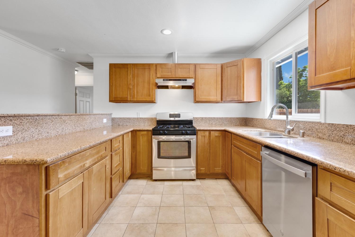 2013 Middleberry Road